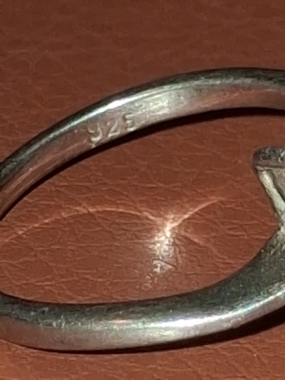 Vintage Heavy 6.7g Sterling Silver 3 Stone Garnet Marcasite Cocktail Ring Sz 8