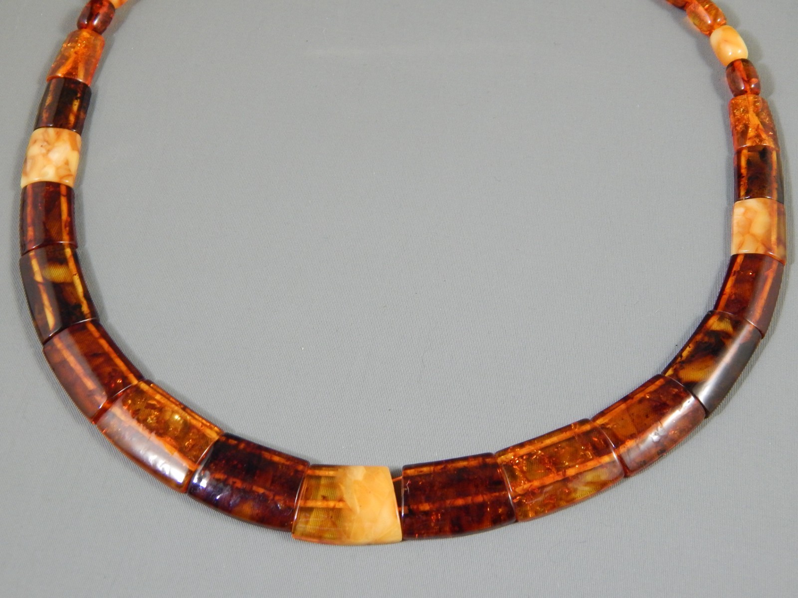 Estate Signed PL Graduated Flat Baltic Butterscotch & Cognac Amber Necklace 18″