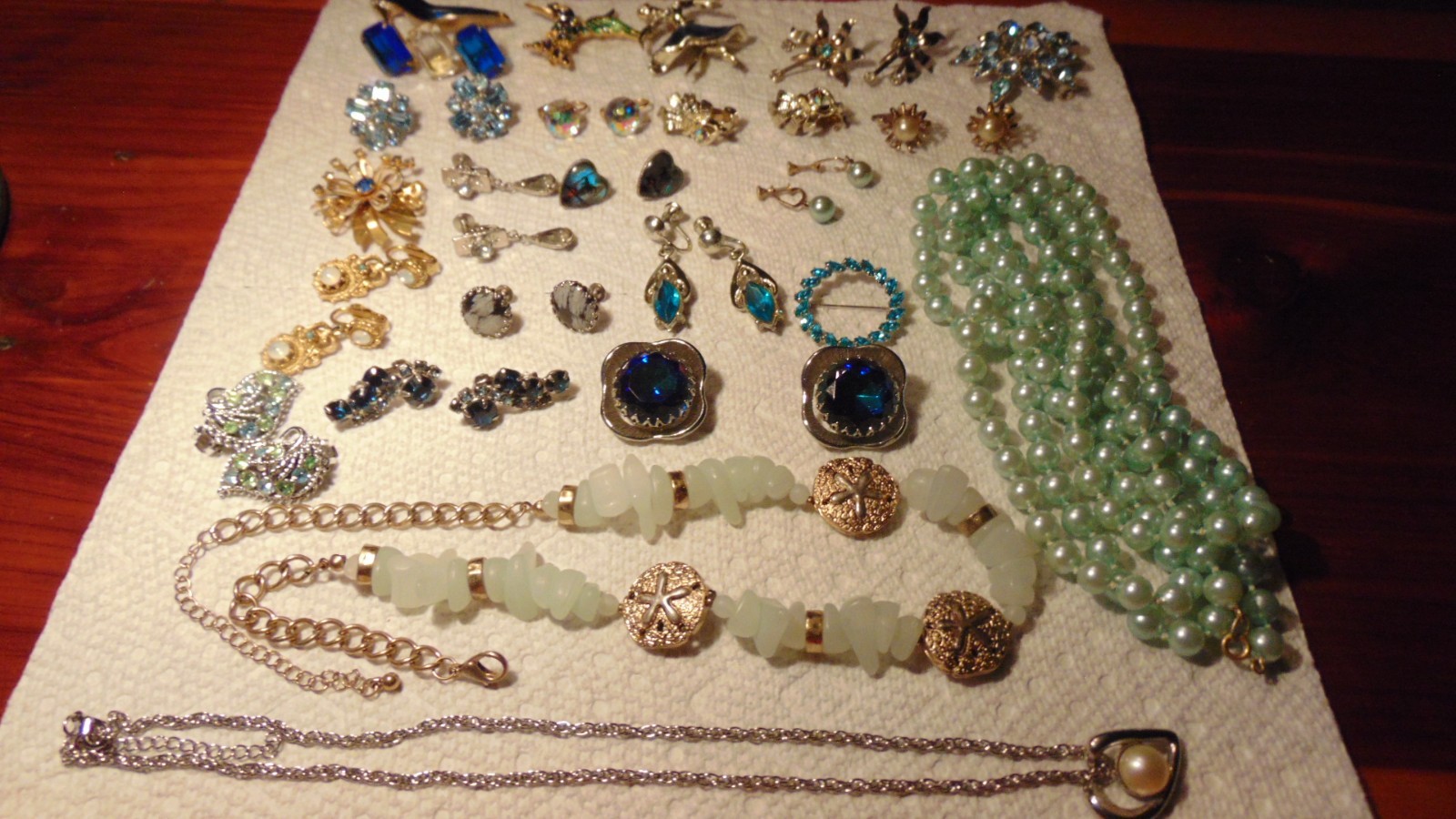 Vintage, Junk Drawer, Mixed Multi-Colored Costume Jewelry, Lot All Wearable