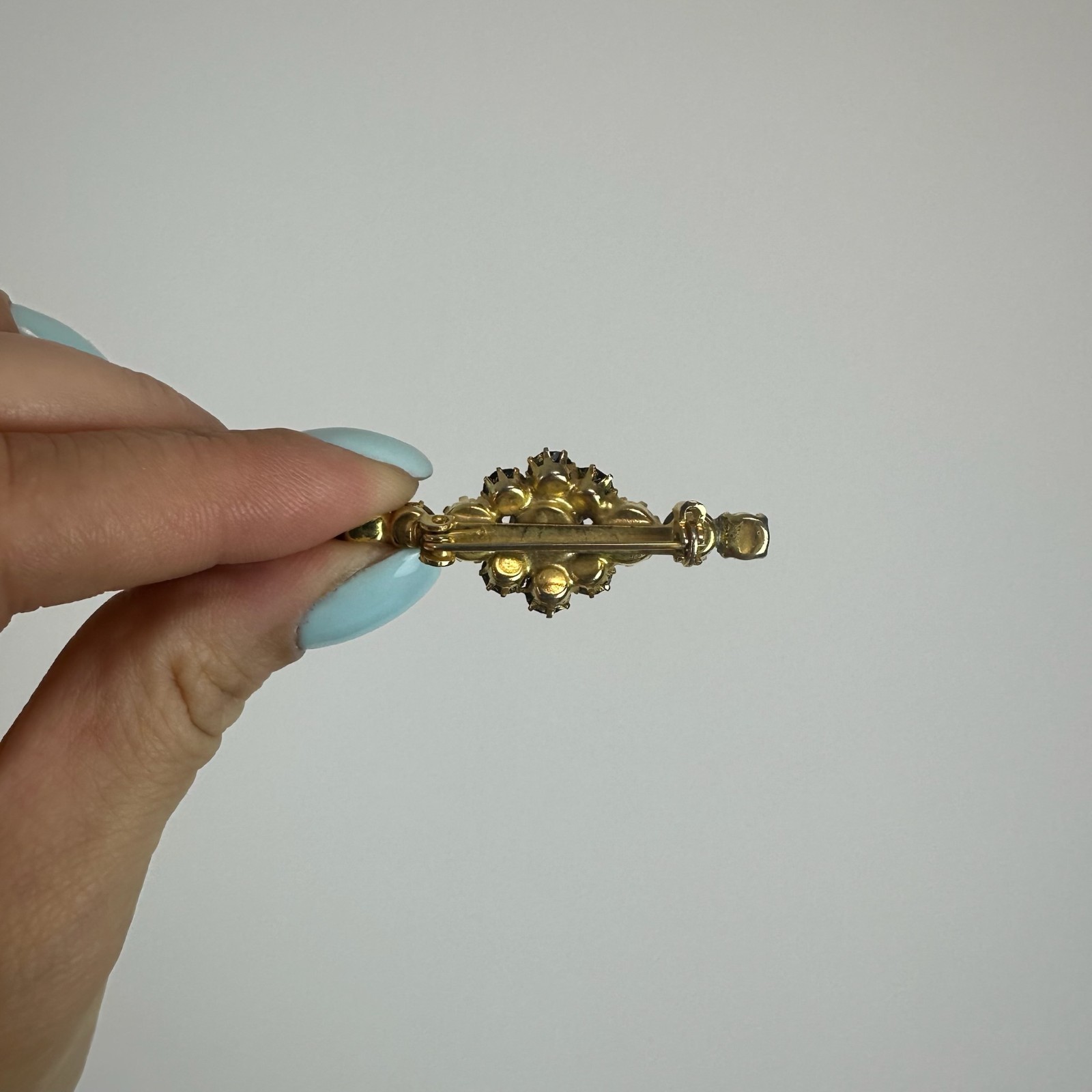 Vintage brooch – USSR jewelry – soviet red stone – Czech Republic