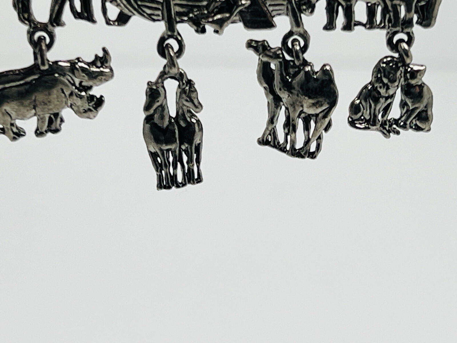 Vintage Silver Tone Large Noah’s Ark Charm Dangle Pin Brooch Animals
