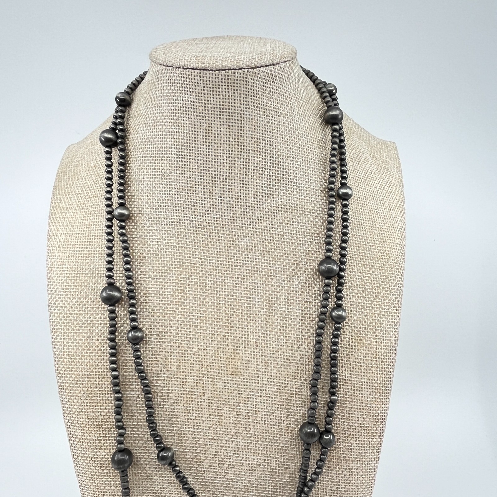 Vintage Southwestern Style Long Hematite Gray Beaded Strand Necklace Classic