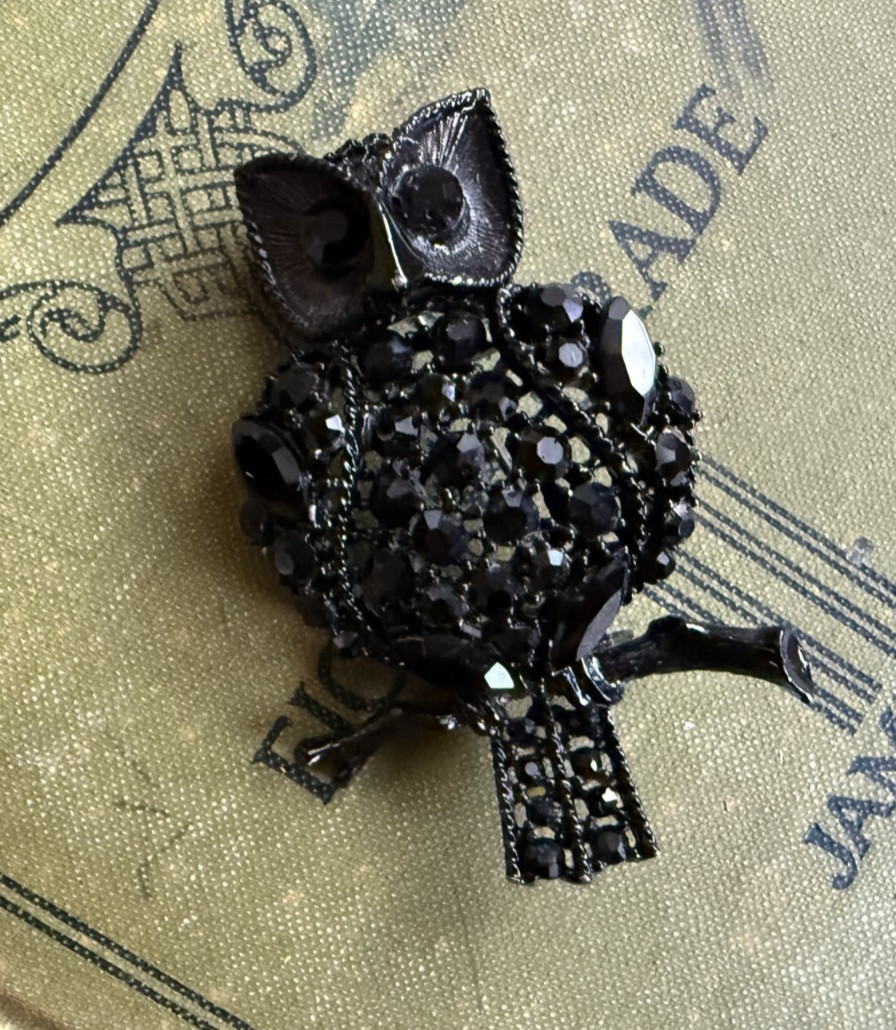 Vintage Owl Figural Black Rhinestone Black Metal Brooch Unsigned