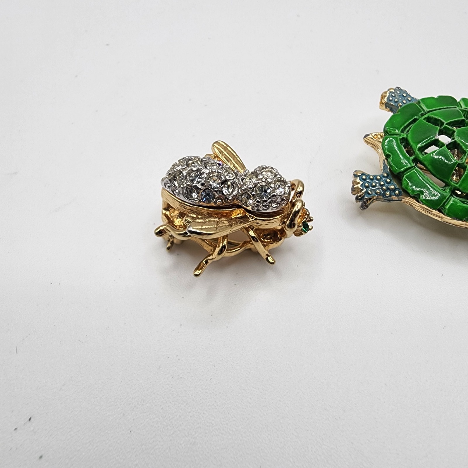 Vintage Brooch Set Turtle & Fly Bee Bug Pins Enamel Animal Rhinestone Gold Toned