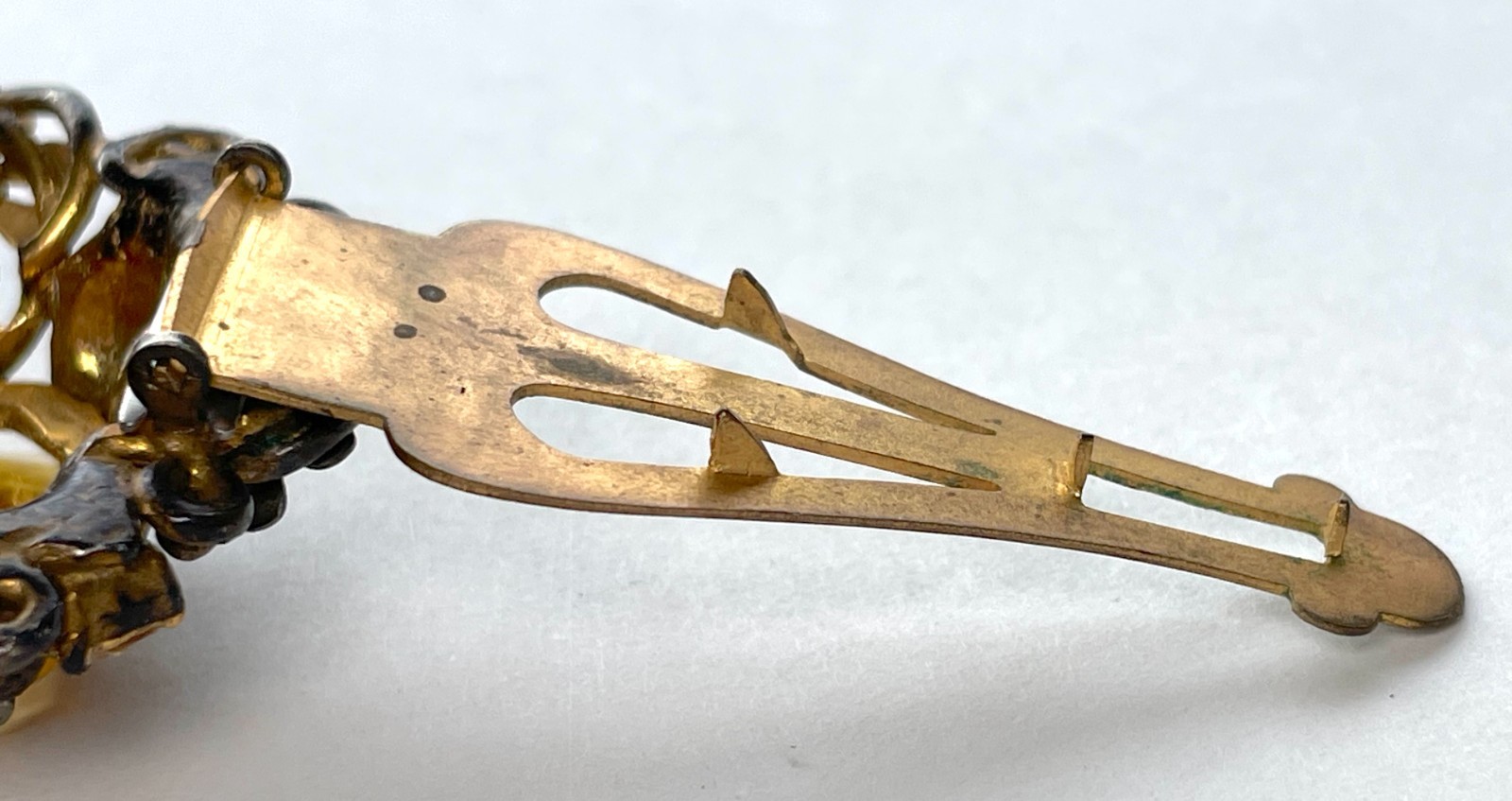 Victorian Clip Brooch | Massive Faux Citrine in Goldtone Metal – Astonishing!