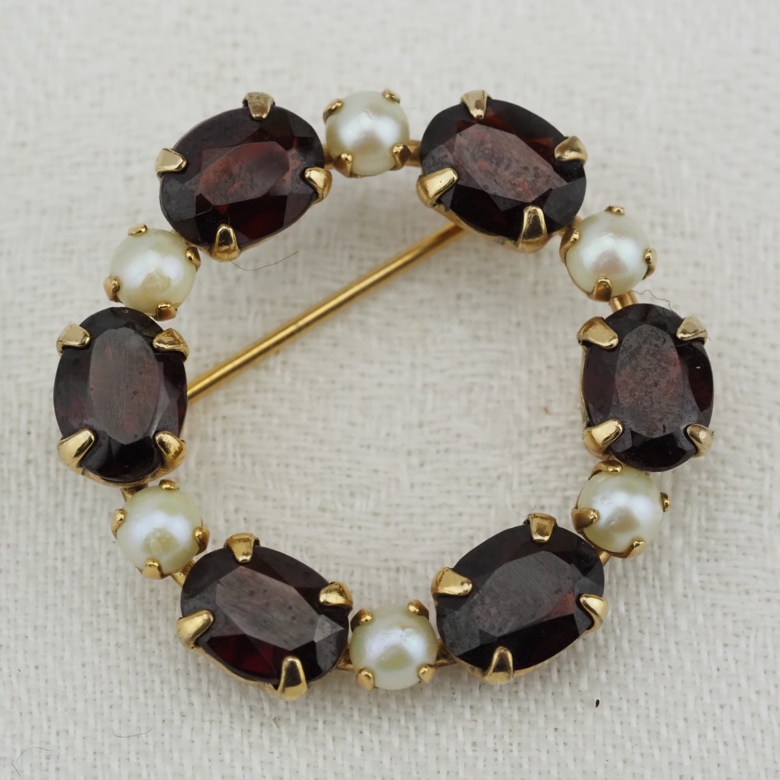 Vintage Ronci 12k Gold Filled Garnet and Pearl Round Circle Pin Brooch