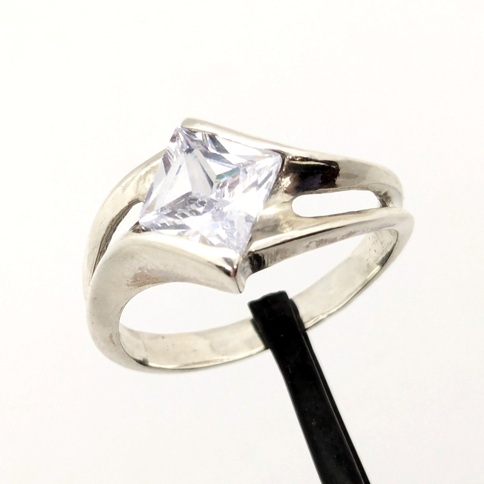 Vintage Elegant RING Silver 925 with Chic Bright Stone -size: 9.25US (19mm)| #25