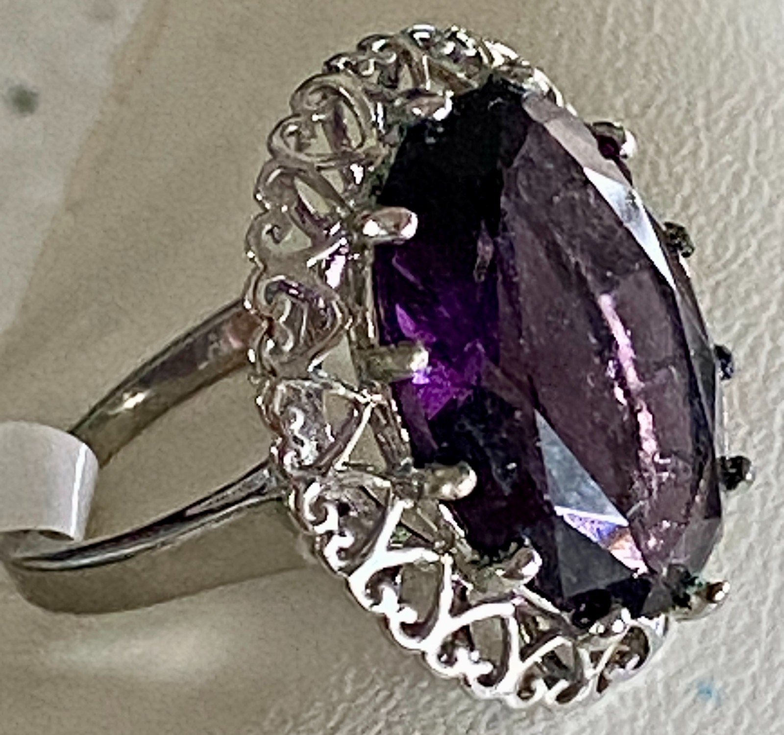 Vibrant Purple Statement Cocktail Ring Ornate Vintage Style Oval Faceted Size 6
