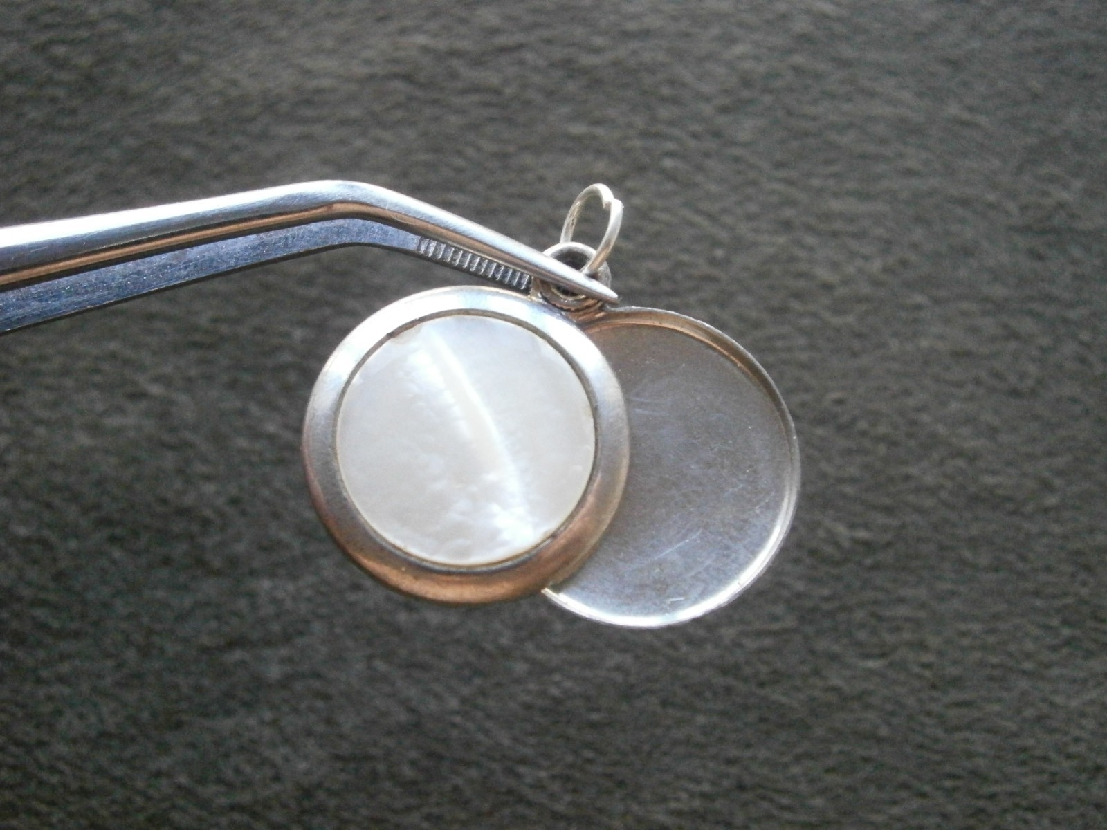 Mother of Pearl Sliding Vintage Sterling Silver Locket Charm Pendant 4.4g