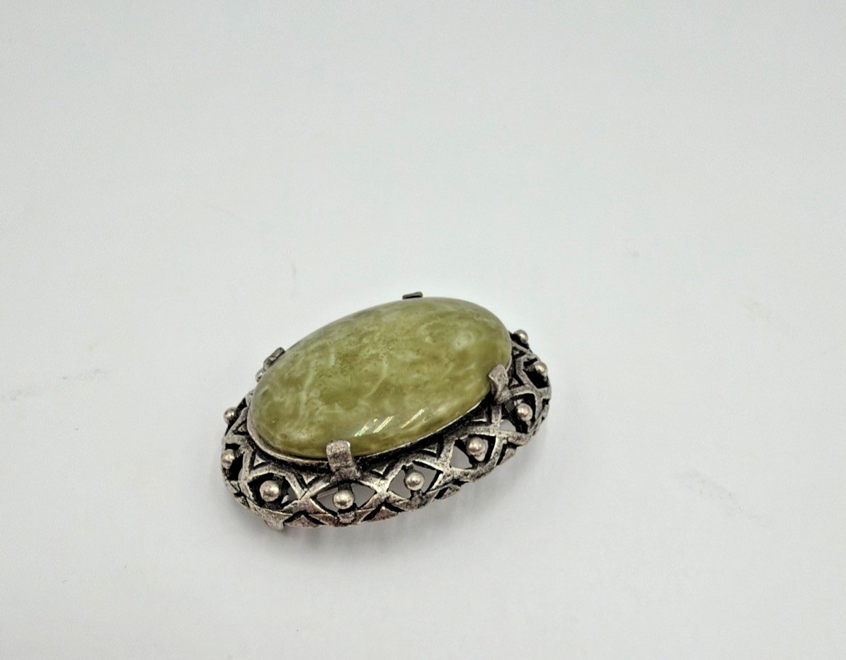 Miracle Brooch Pewter Celtic Design Green Marbled Style Stone Great Britain VGC