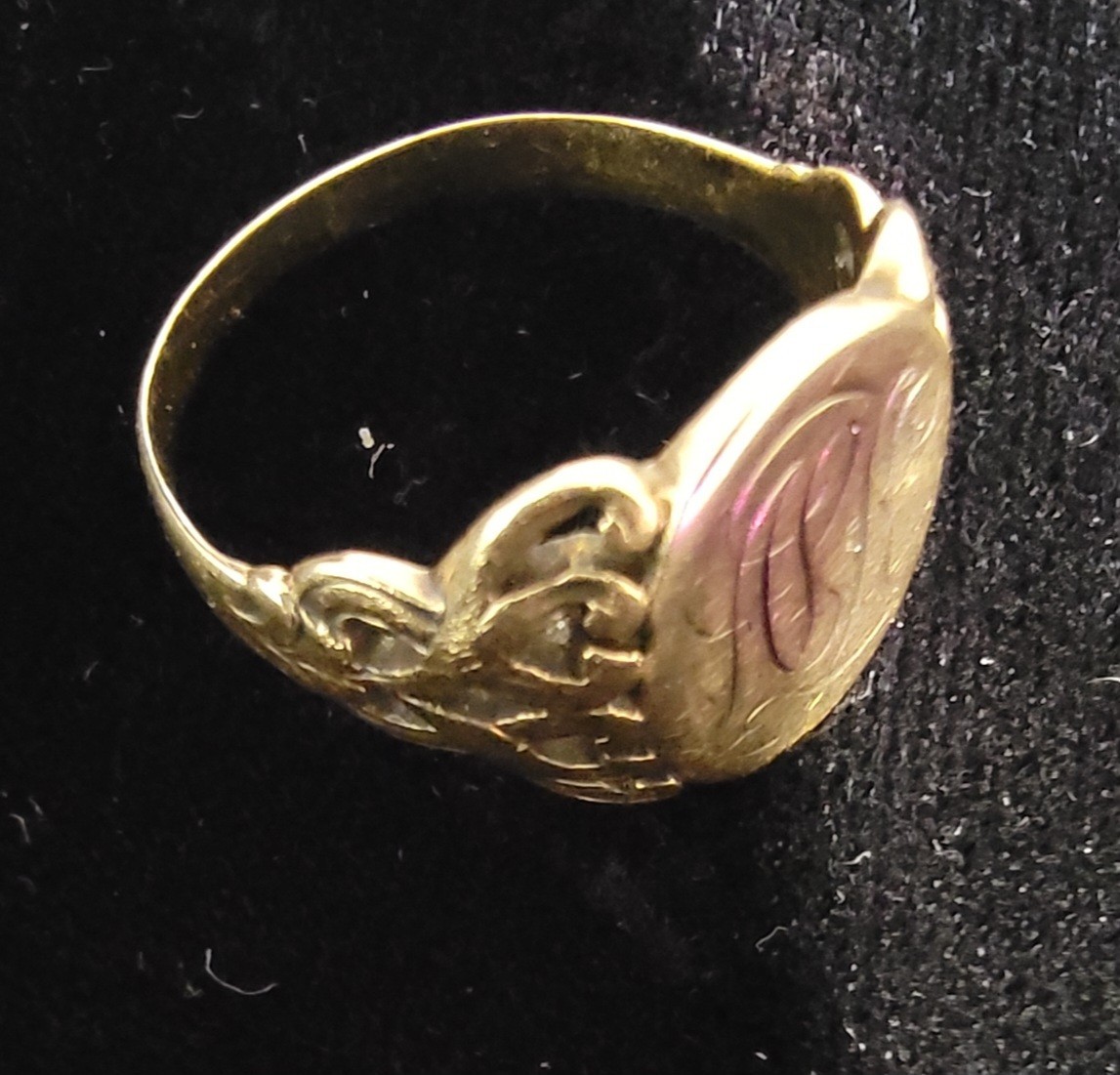 Antique Victorian Signet Ring, 12K Yellow Gold 6.61g Beautiful Size 11.25