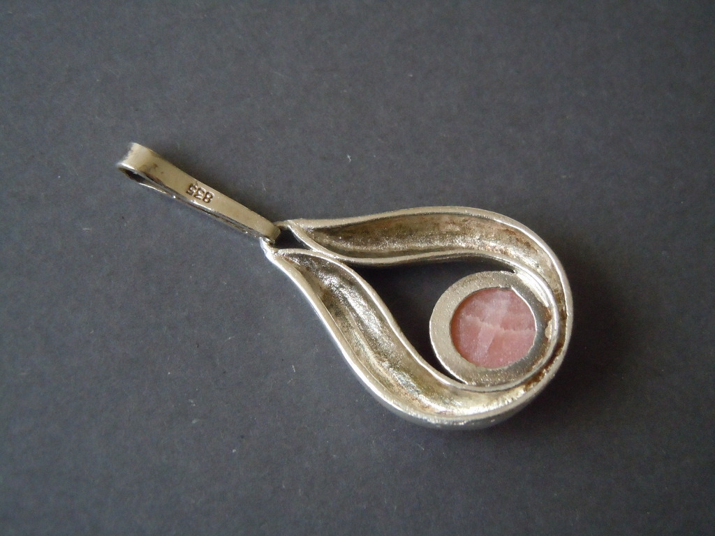 835 Silver Pendant Drop Shape with Rhodochrosite Hemisphere 7.2 g / 4.5 x 2.1 cm