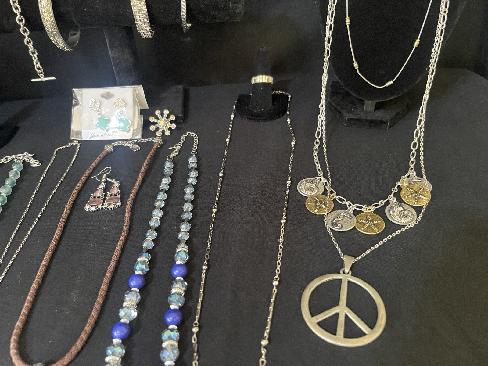 Vintage To Now Estate Lot Silver tone Jewelry Necklace Bracelet Earrings Ring