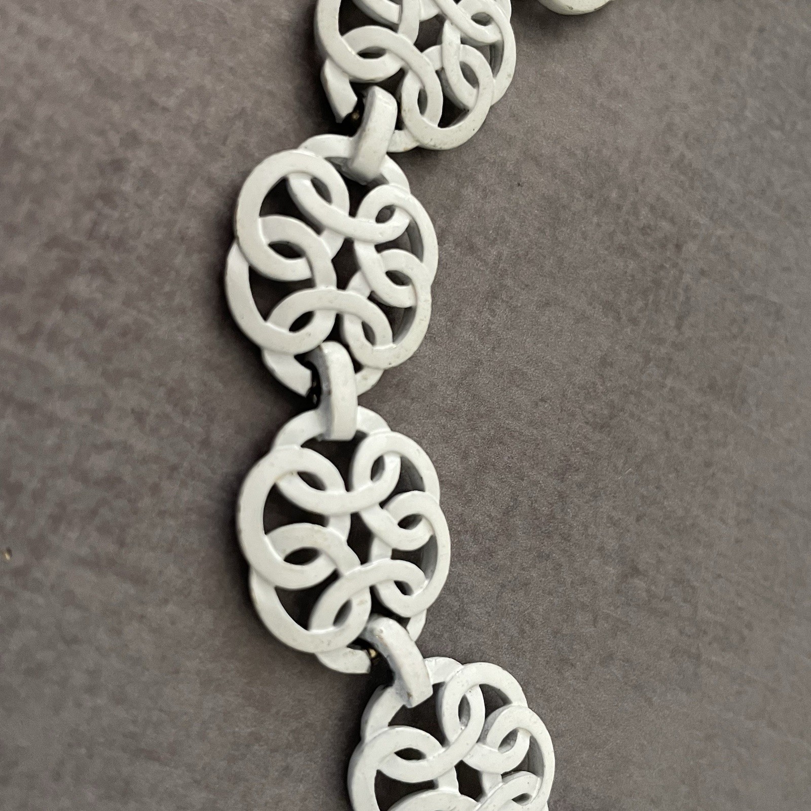 Vintage Trifari White Enamel Choker Necklace Swirl Link Mid Century