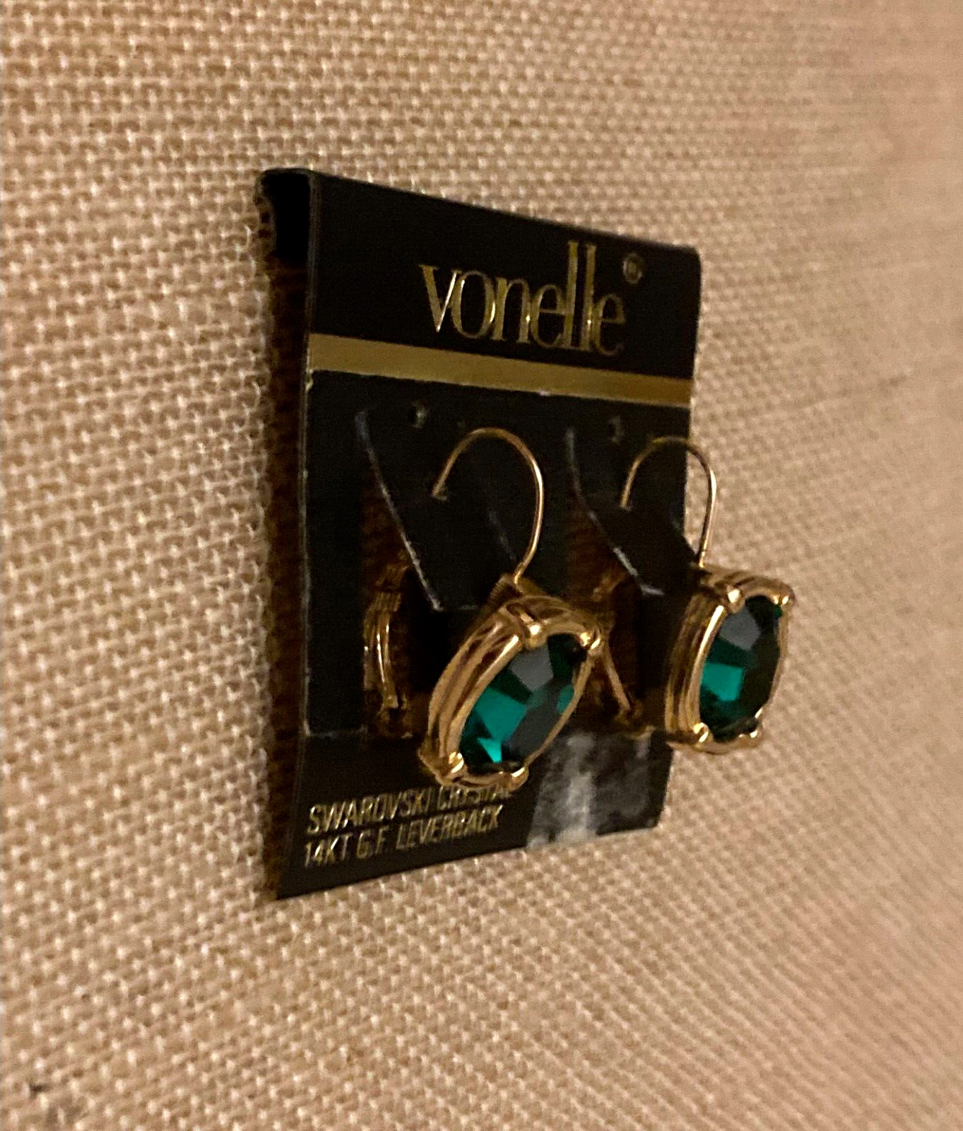 Vintage VONELLE Swarovski Green Crystal Earrings 14KT GF Leverback On Brand Card