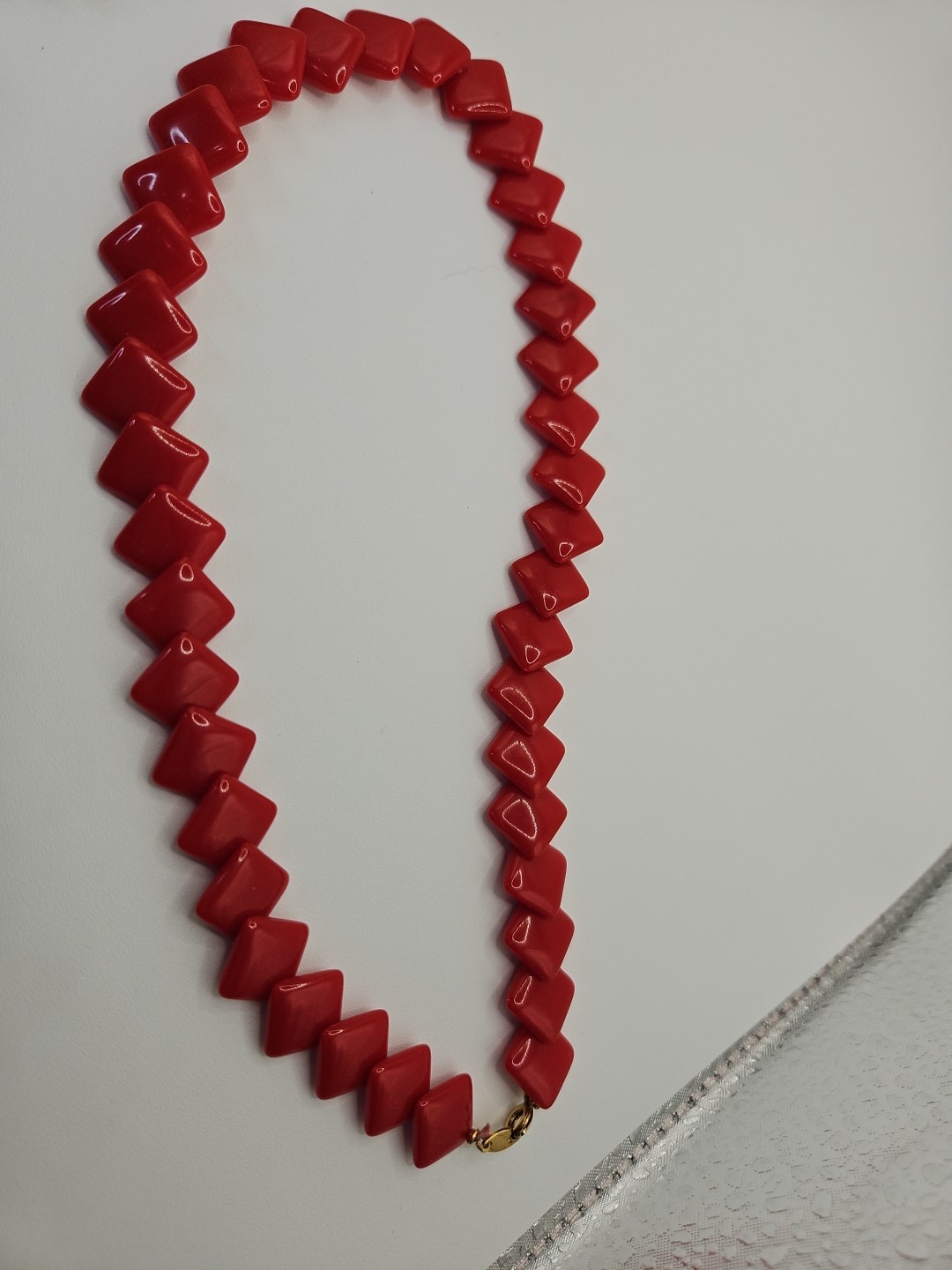 Trifari Red Flat Squares Necklace 16 In Gold Tone Findings Christmas