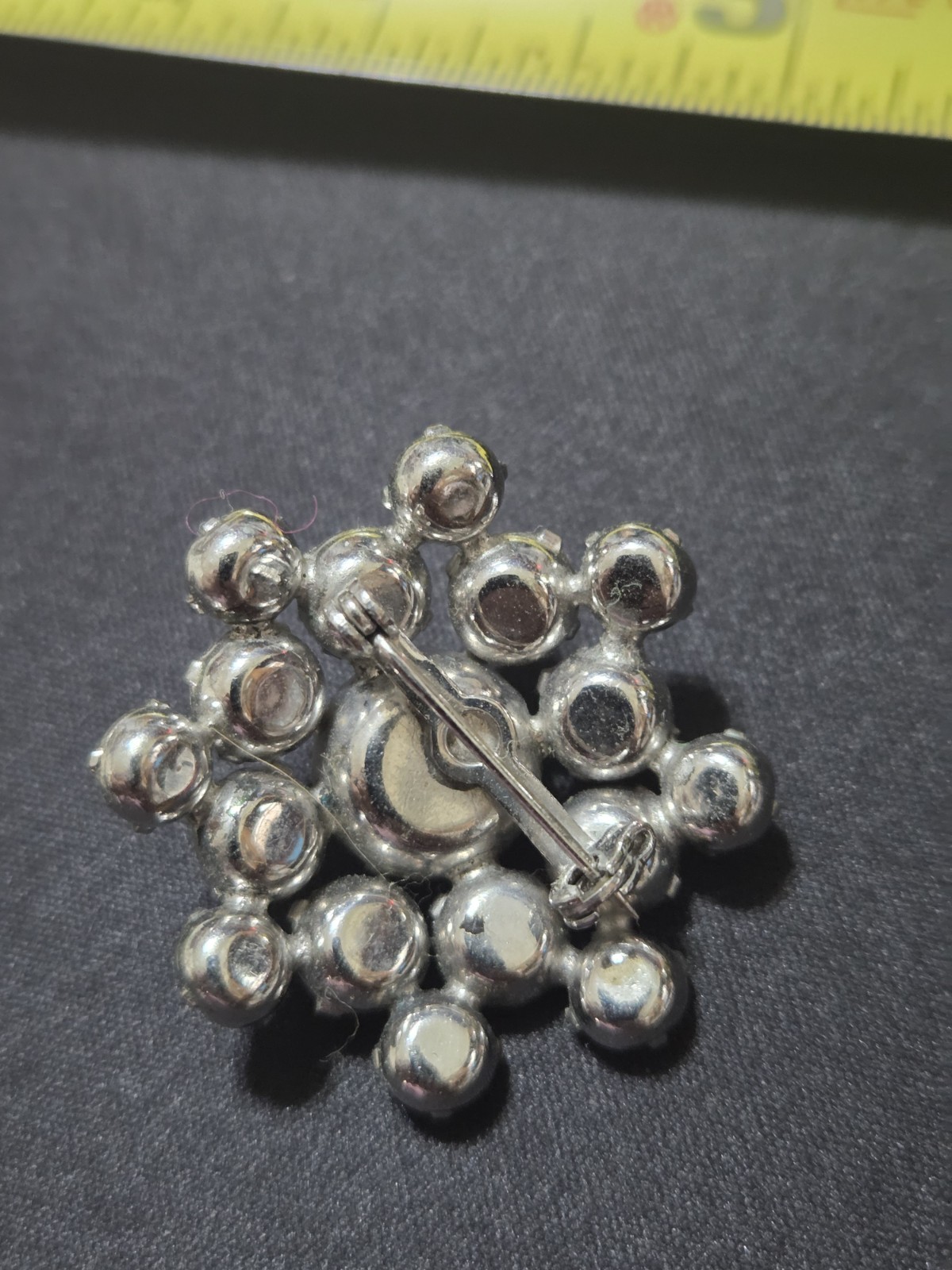 BEAUTIFUL RED & CLEAR RHINESTONE BROOCH SIGNED AUSTRIA PIN Vintage