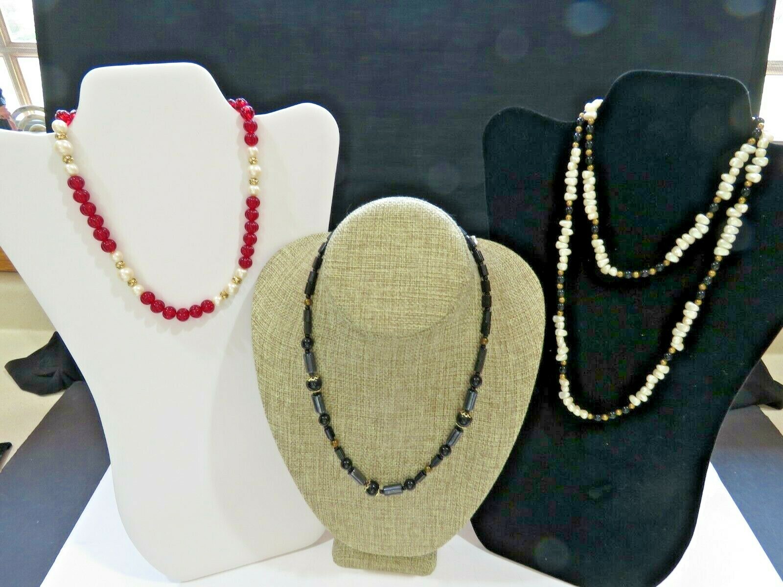 Gorgeous Vintage Mod Beaded Necklaces Lot Faux Pearls Red Black Glass Bead B3232