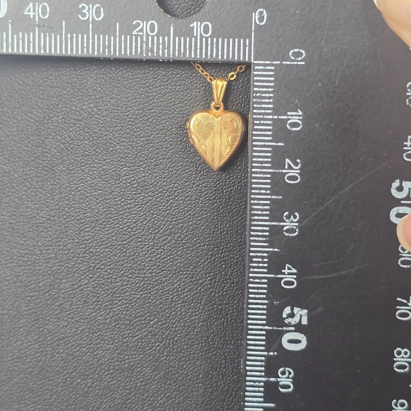 Vintage Engraved Heart Locket Pendant Charm W/ 12k Gold-Filled Chain Necklace