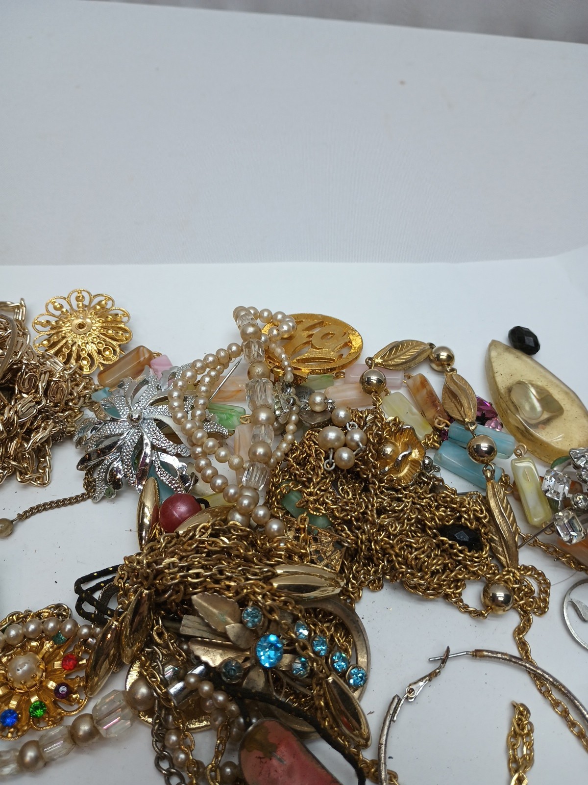 1 Lb REDESIGN/CRAFT FASHION/COSTUME JEWELRY LOT