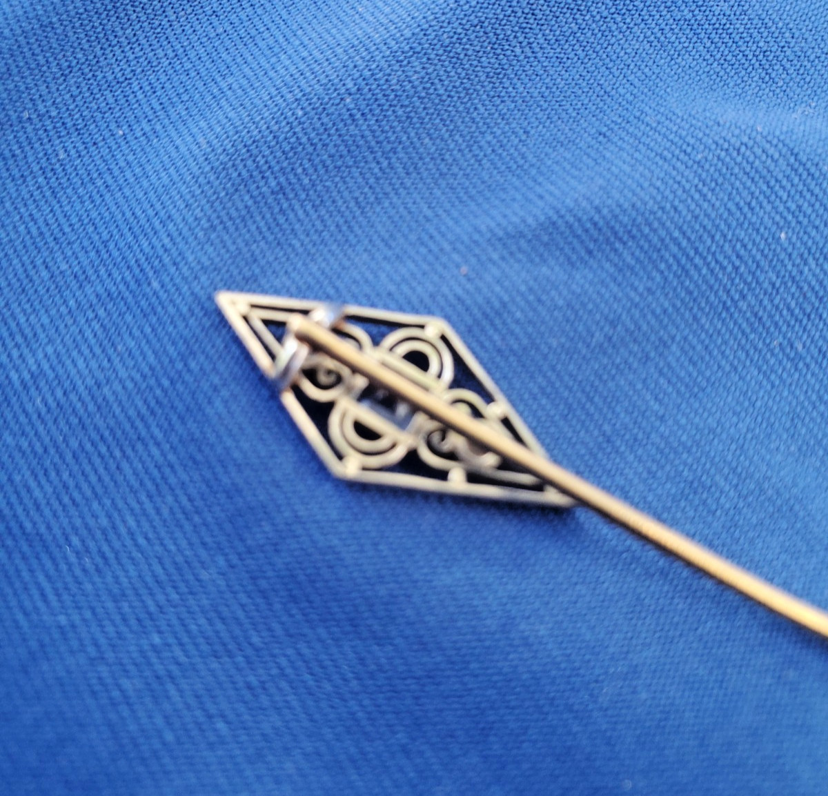 Original EARTH MINED Diamond Deco Pin 1920s Vintage Platinum Sapphire 14K GOLD