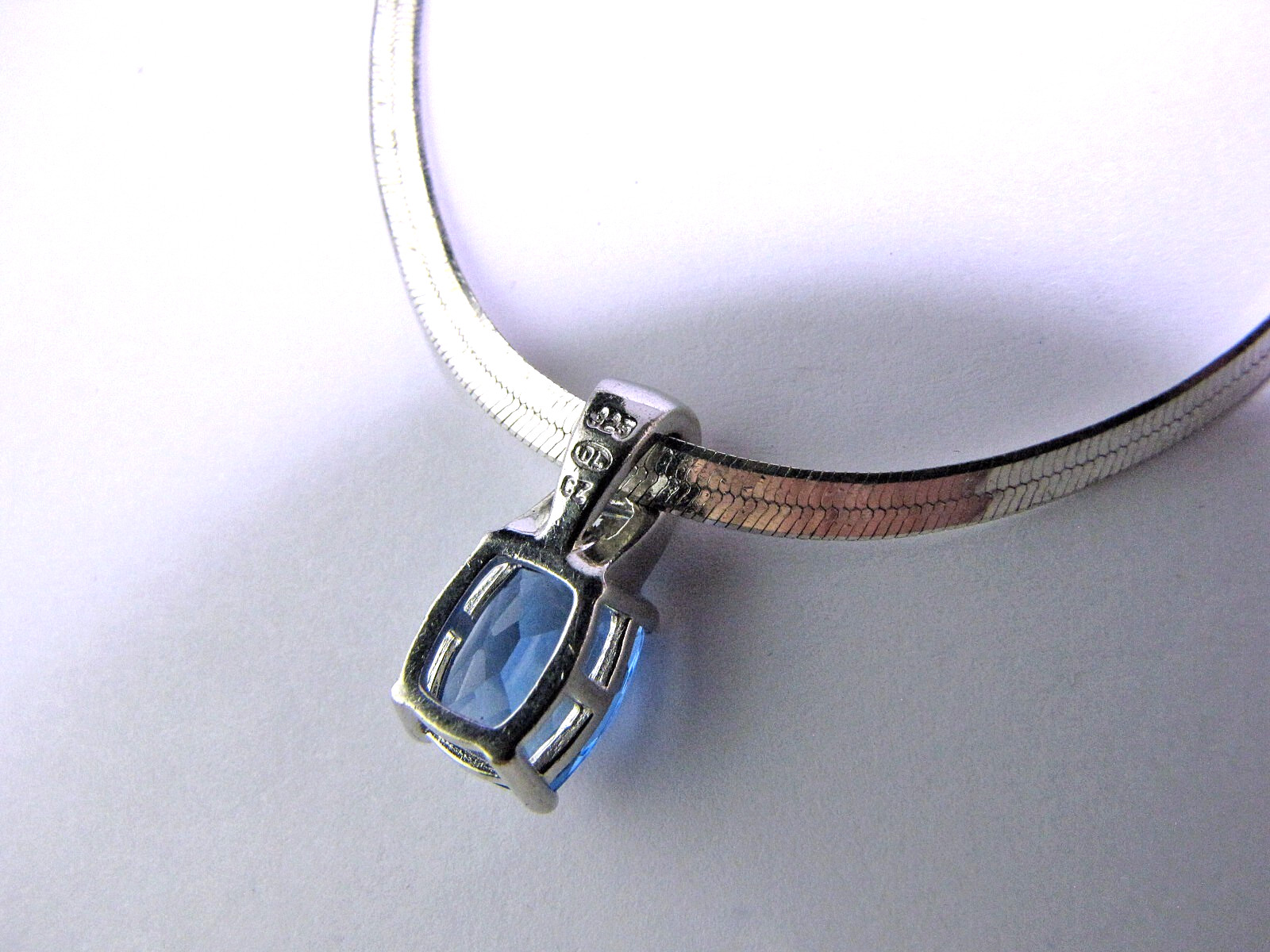 Purple CZ Pendant Necklace Vintage Sterling Silver 19″ Herringbone Chain 4mm