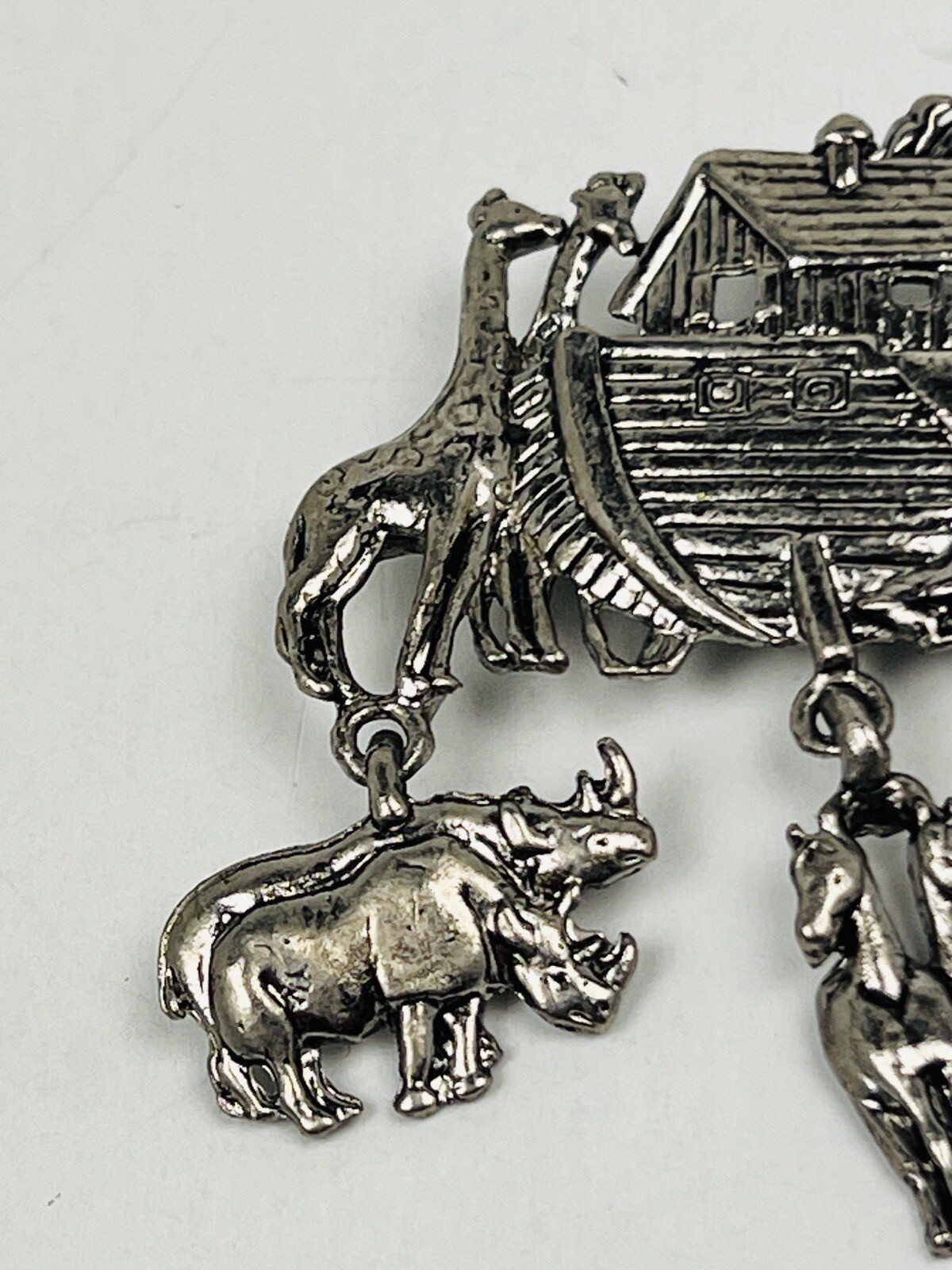 Vintage Silver Tone Large Noah’s Ark Charm Dangle Pin Brooch Animals