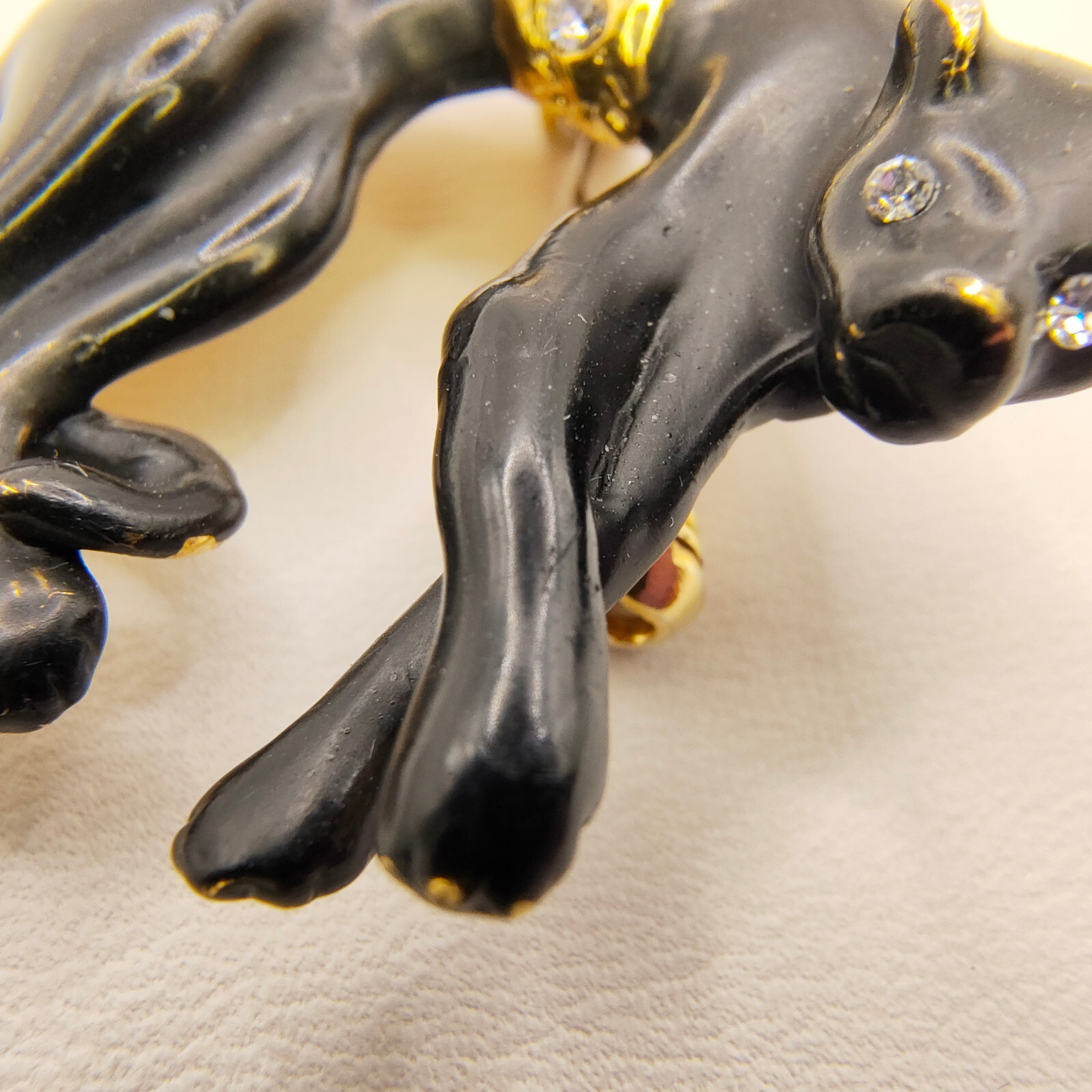 Vintage Black Panther Brooch Pin Enamel Gold Tone White Rhinestone Puma Jaguar