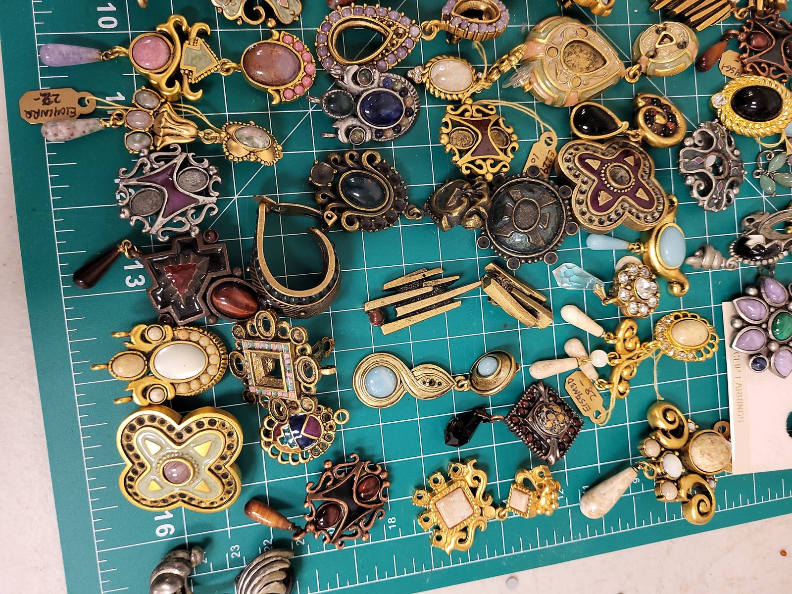 Vintage Costume Jewelry Lot Brooches Pendants Earrings Mixed Styles Gold Tone