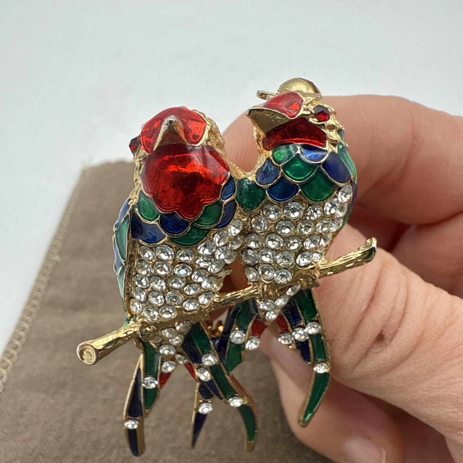 Vintage Enamel And Rhinestone Love Birds On A Branch Pin Brooch Gold Tone