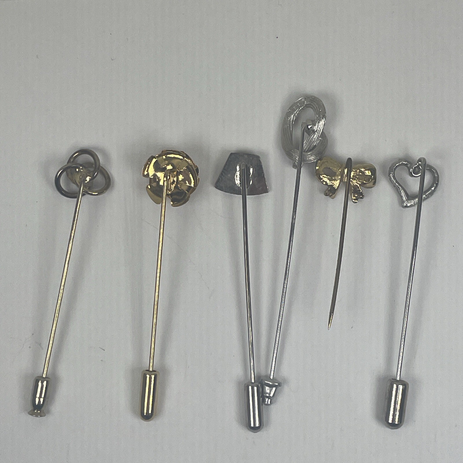 Vintage Lot Clips Pins Jewelry Novelty Assorted Shapes & Sizes