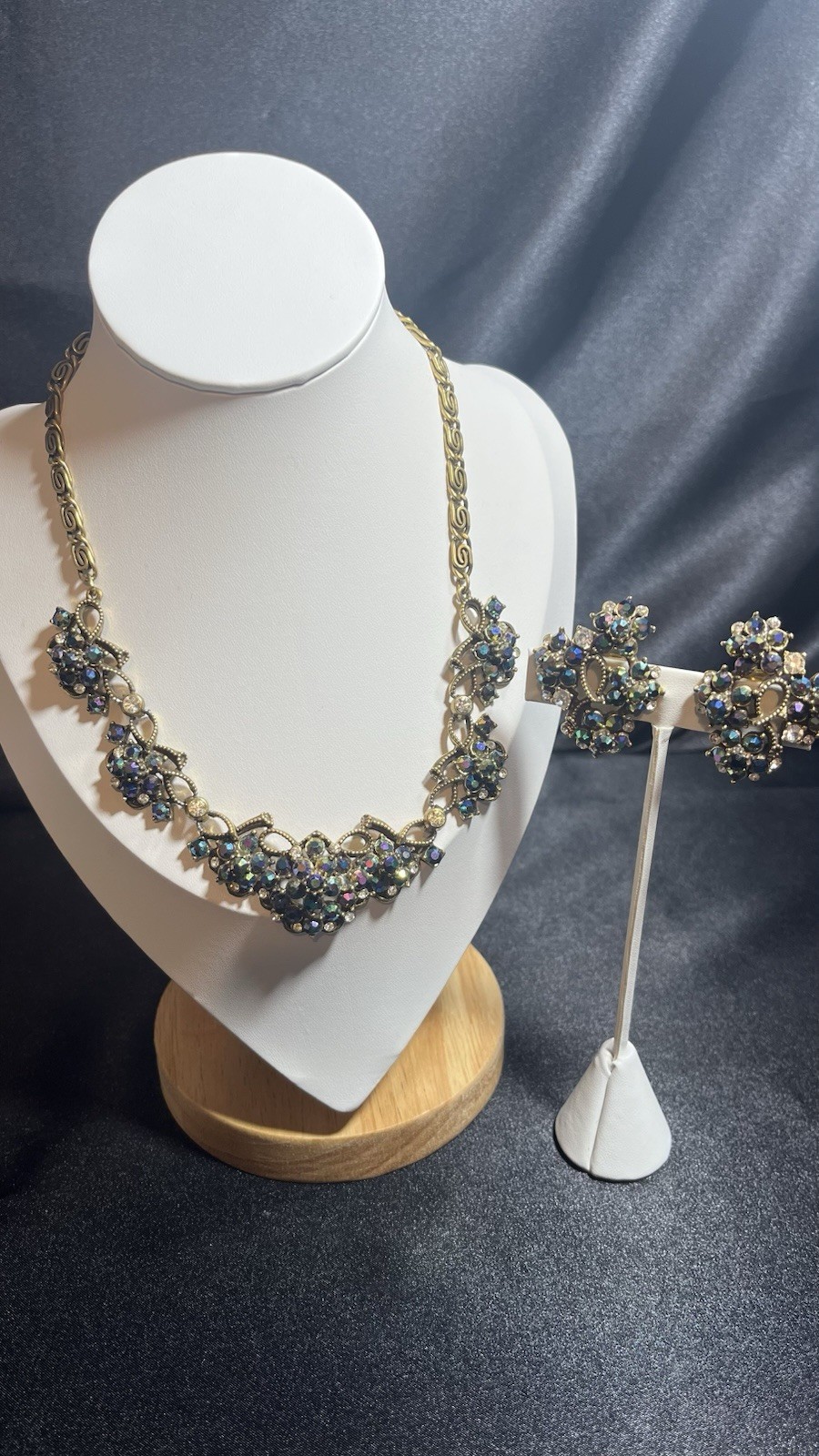 Vintage Florenza Peacock Blue & Vitrail A/B Rhinestones Necklace & Earring Set