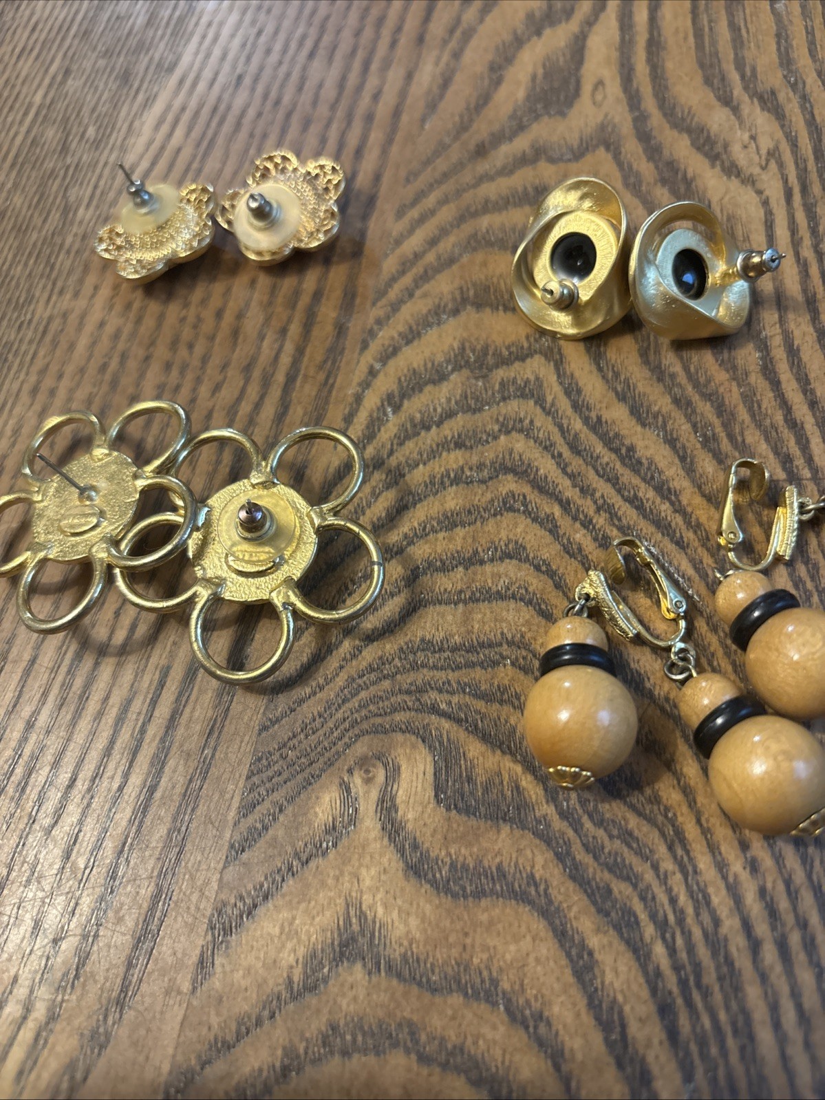 Vintage Earrings Lot 5 pairs Orange Black And Wood Gold Tone 3 Post 1 Clip On