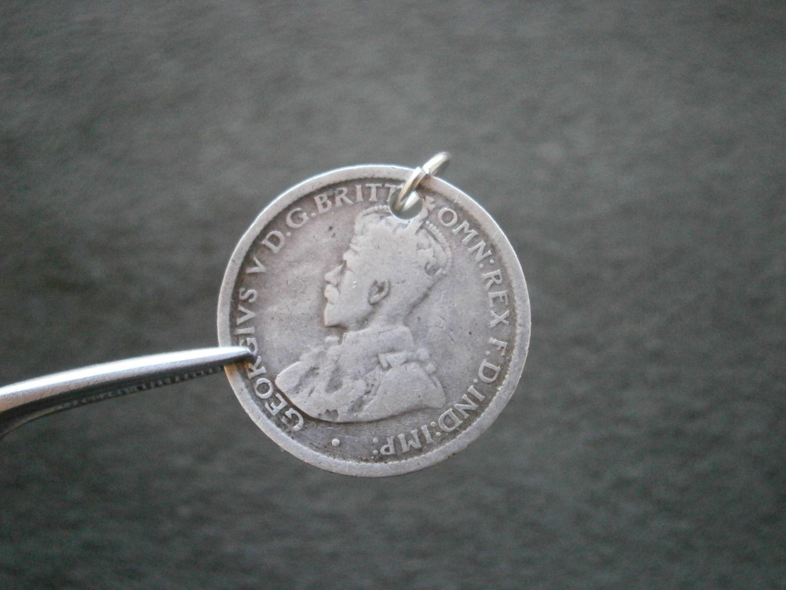 George V Sterling Silver Australia Sixpence Coin Bracelet Charm Pendant 1919