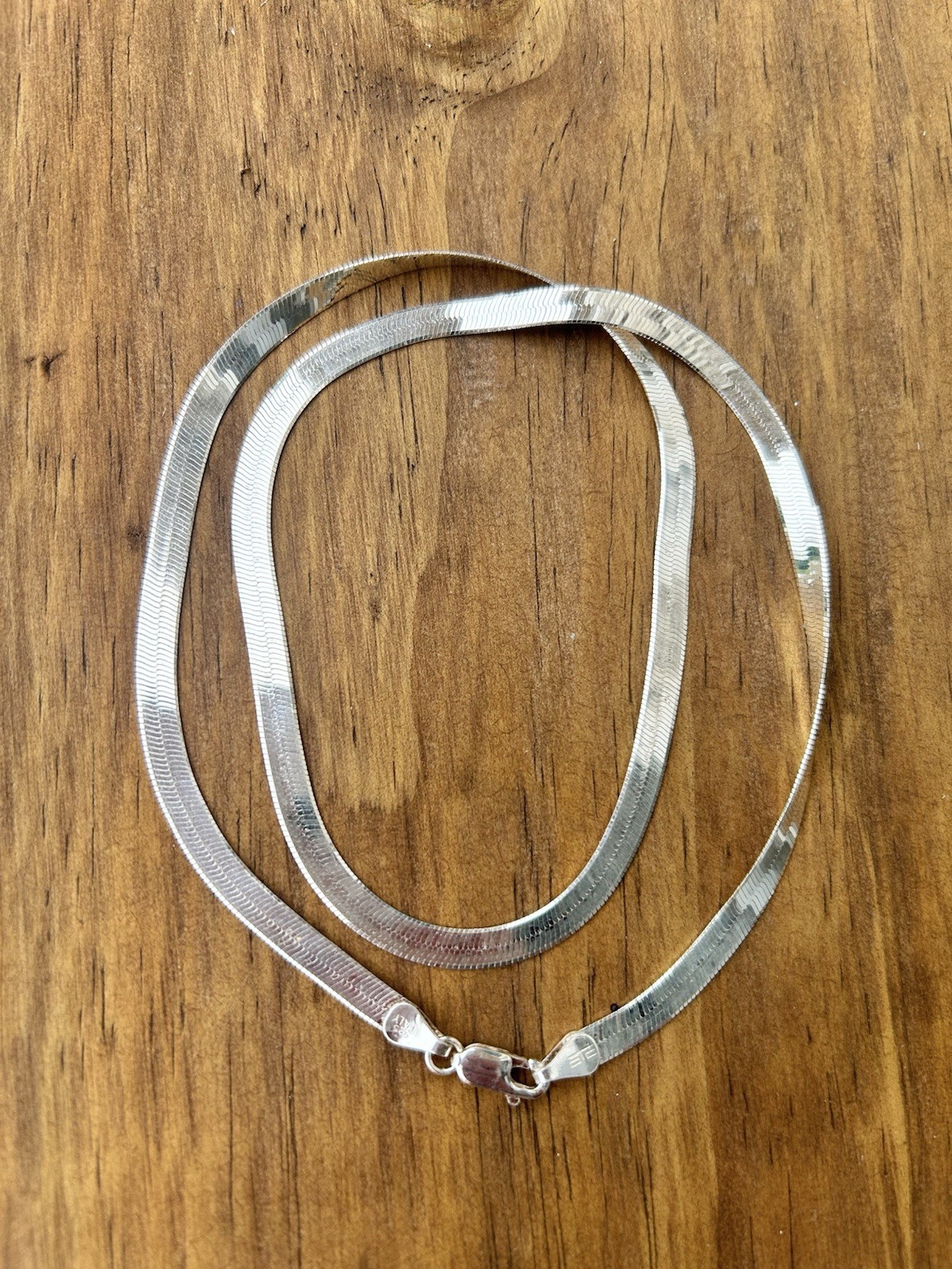Sterling Silver 925 Italy Herringbone 20″ Necklace Vintage 17 grams