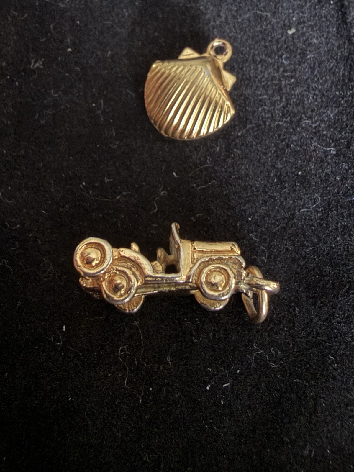 Vintage Mens Tie Tack T-Bar Indian Head Coin & 2 Charms 3D Antique Car Lot