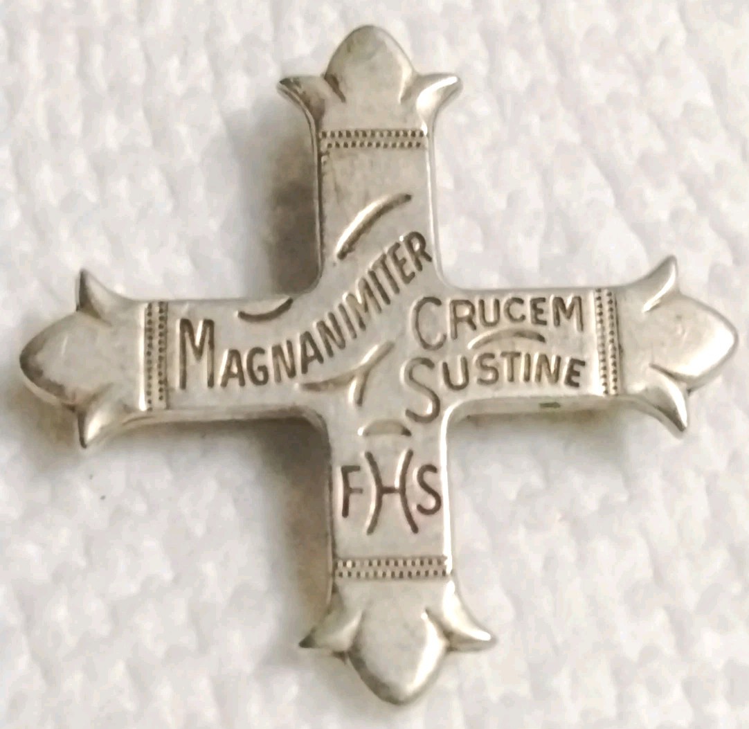 James Avery Magnanimiter Crusem Sustine Sterling Silver Cross Pendant Pin