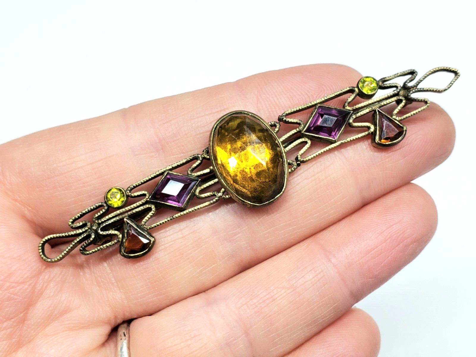 Vintage Art Deco Glass Faux Gemstone Brass Plated Filigree Bar Pin Brooch