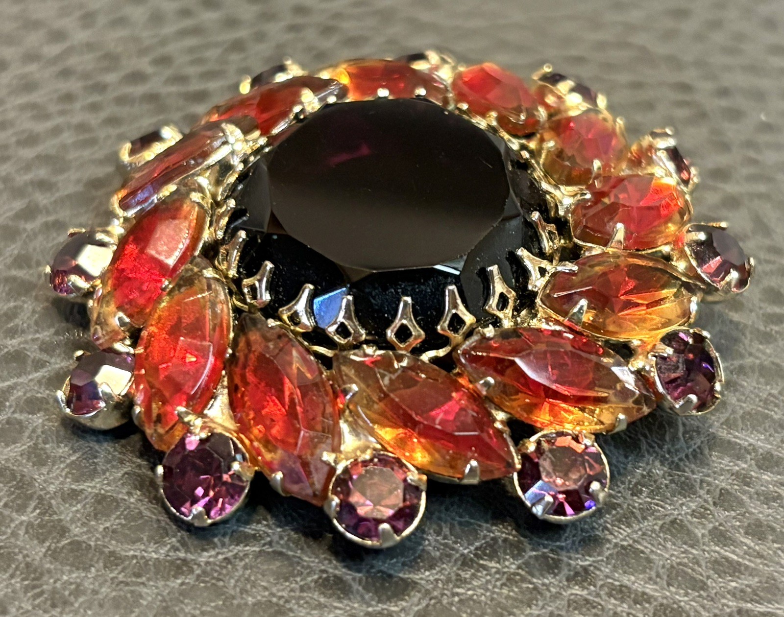 High End Dog Tooth Prong Set Crystal Red Givre Rhinestones Vintage Estate Brooch