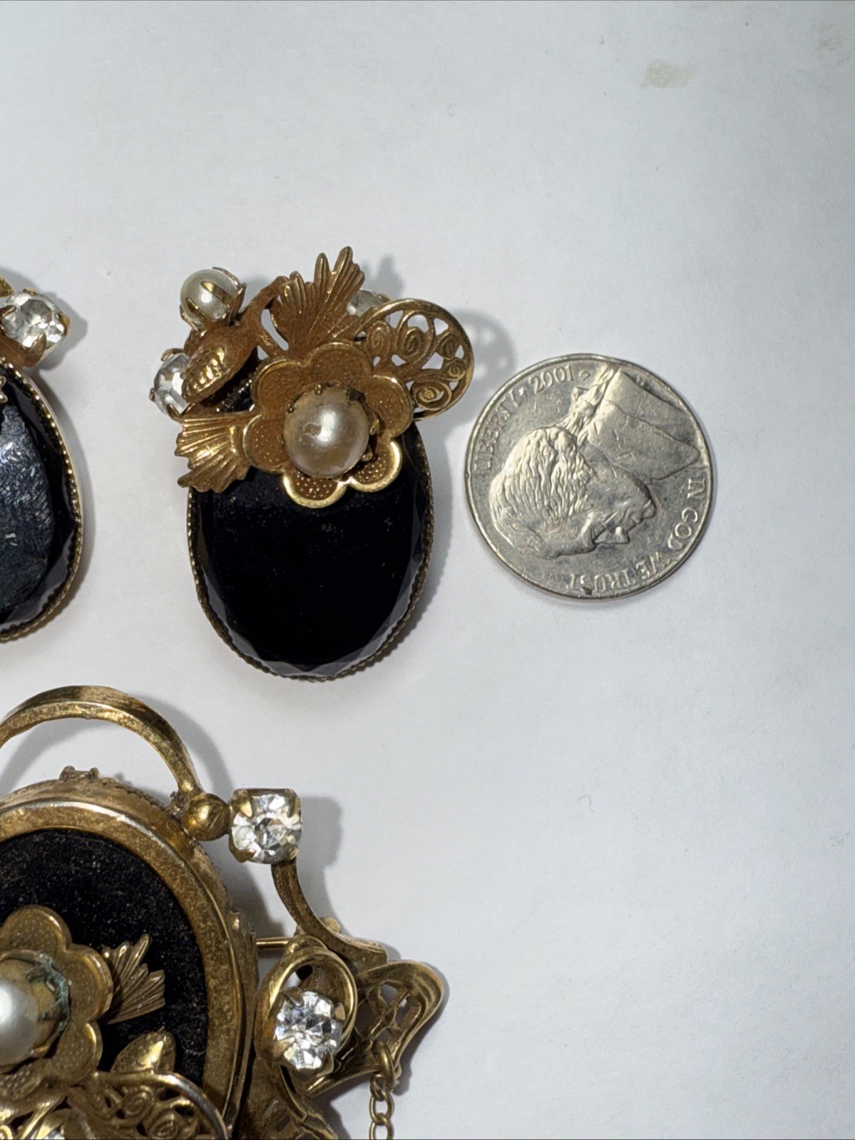 Brooch Pendant Earrings Set Victorian Antique 100 Years Old Read Description