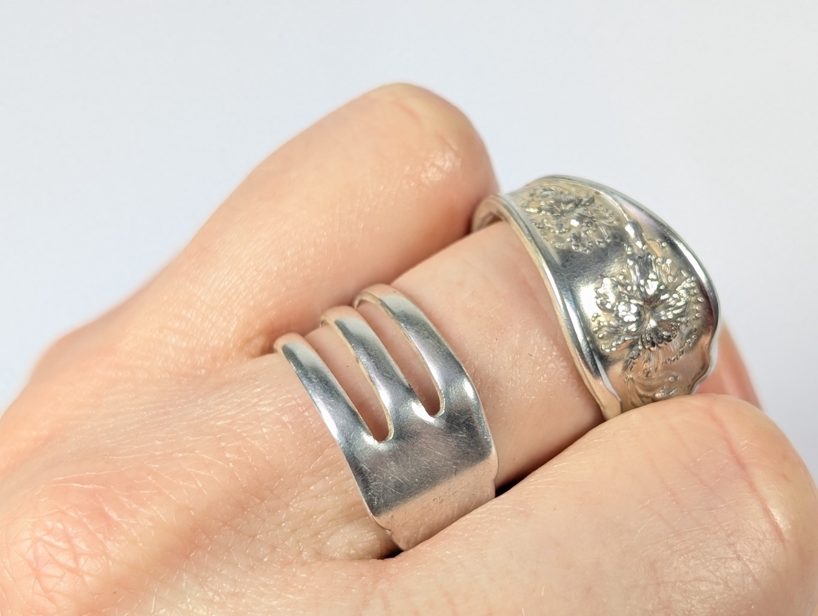 Vtg Silver-Plated William Rogers Oneida Fork Ring Floral Full Bypass Wrap Ring