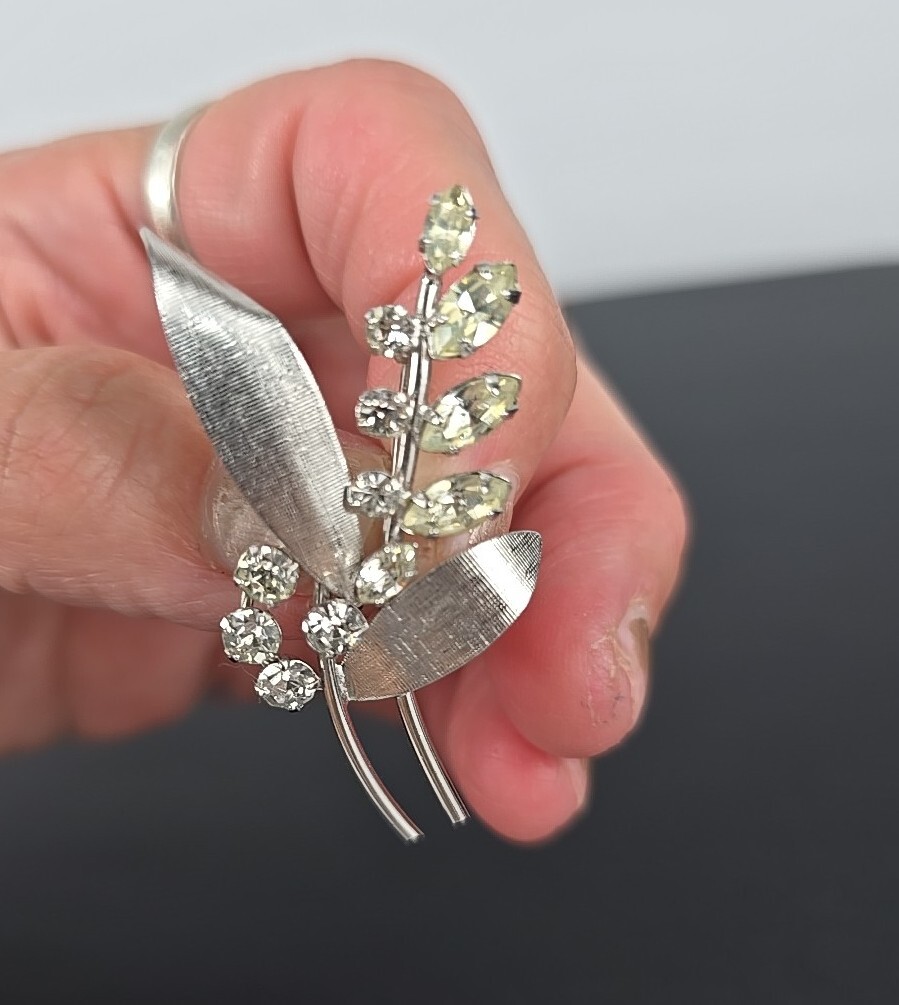 Vintage 925 Sterling Silver Clear Rhinestone Flowers Plant Brooch Pin #1