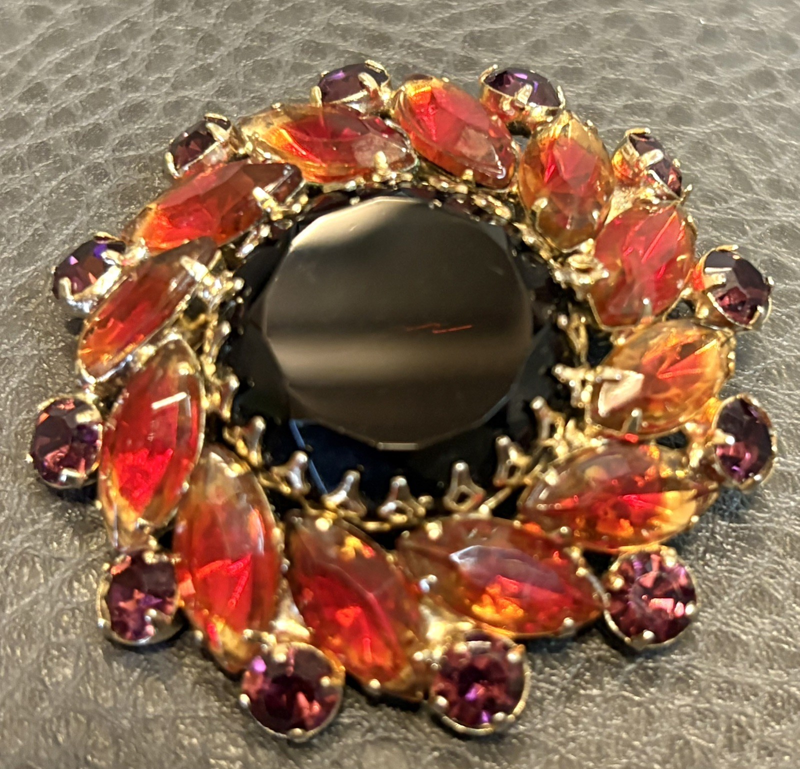 High End Dog Tooth Prong Set Crystal Red Givre Rhinestones Vintage Estate Brooch