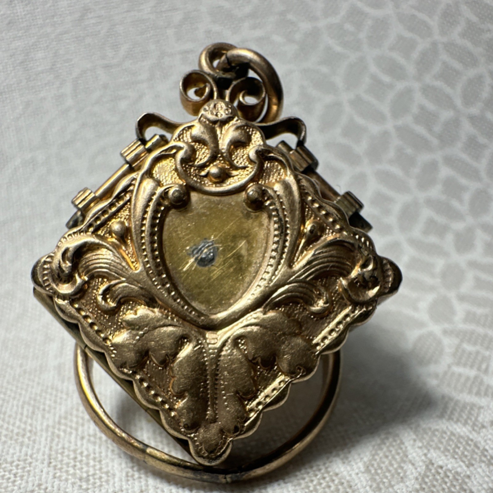 Gold Tone Engraved Square Photo Locket Pendant No Stone Unisex Adults