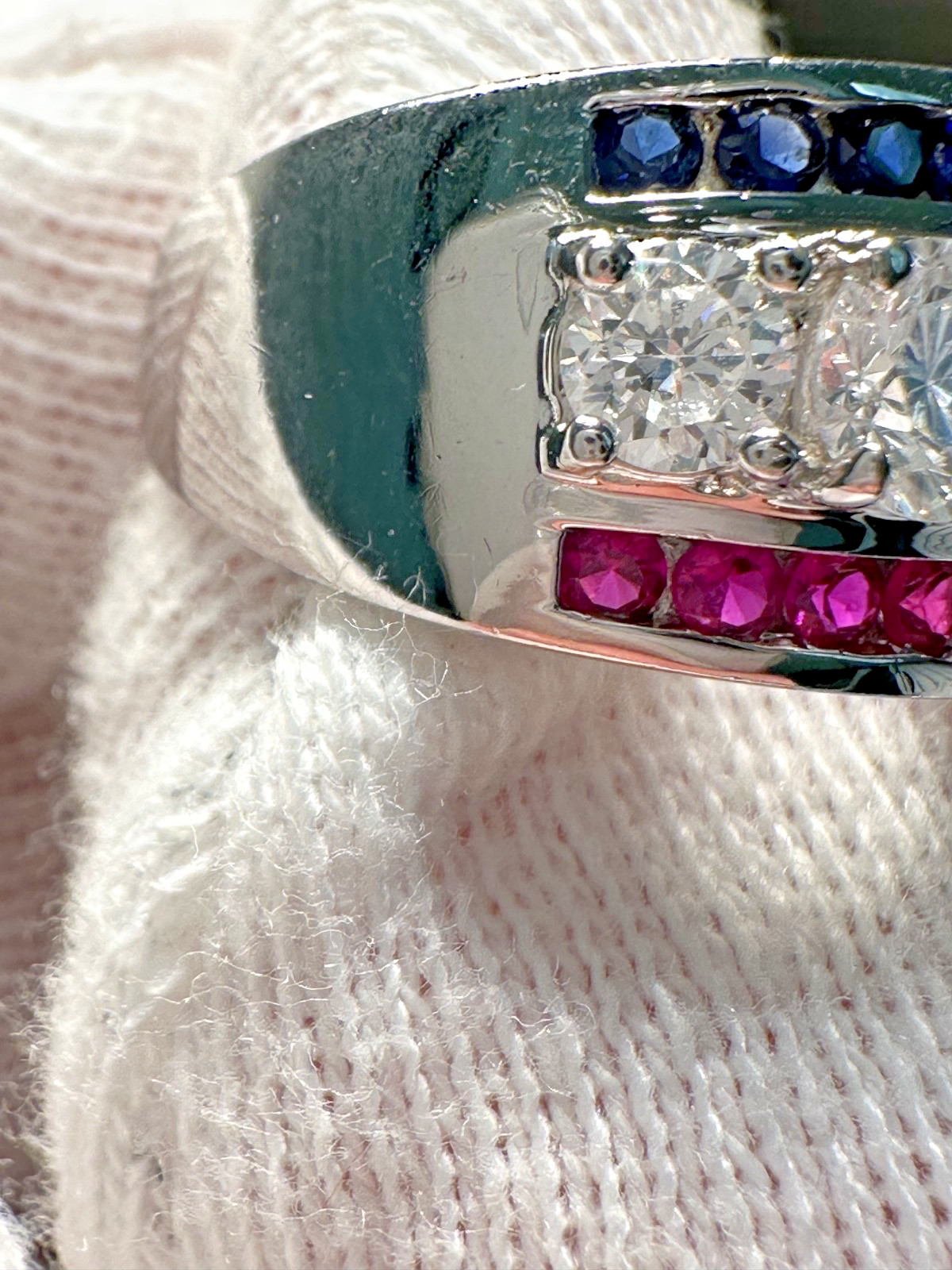 STERLING SILVER, PINK, BLUE & CLEAR BANDED ACCENTED BAND RING SIZE 7.25 H651