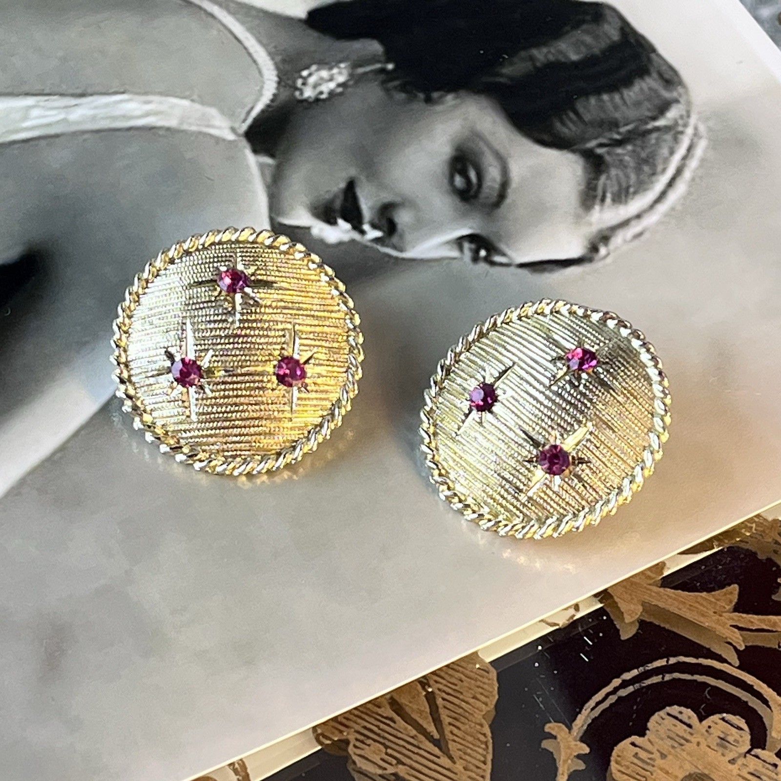 Vintage Gold Tone Purple Rhinestone Clip On Earrings – Textured – Round – 1”