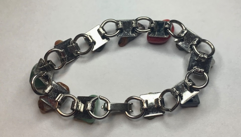 Vintage Semi Precious Gemstone Bracelet Multicolor Assorted 11 Stones 6.5 inches
