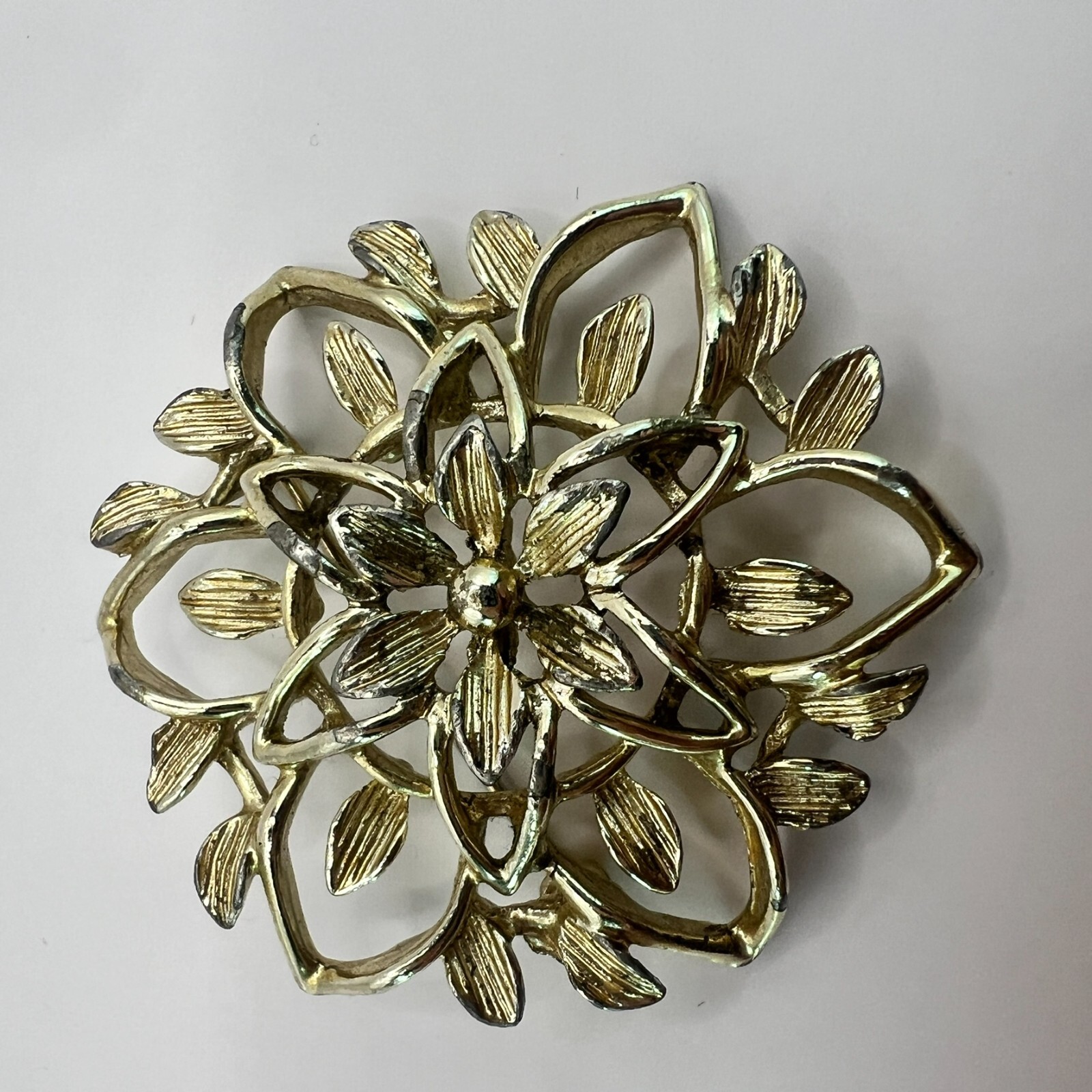 Vintage Sarah Coventry Gold Tone Flower Brooch Signed Mid Century Open Floral