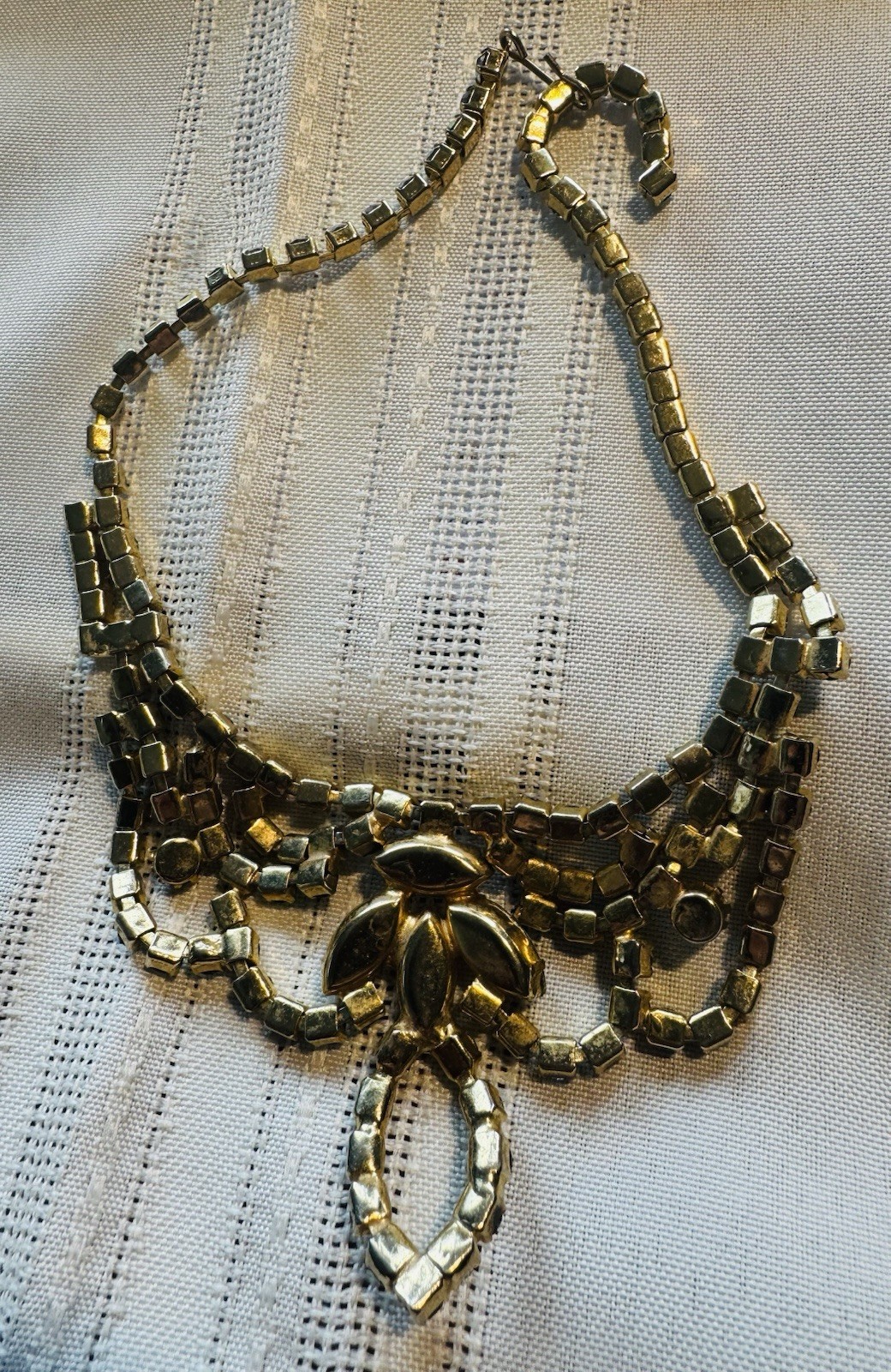 Vintage Unmarked Aurora Borealis AB Rhinestone Necklace Bracelet Gold-Tone