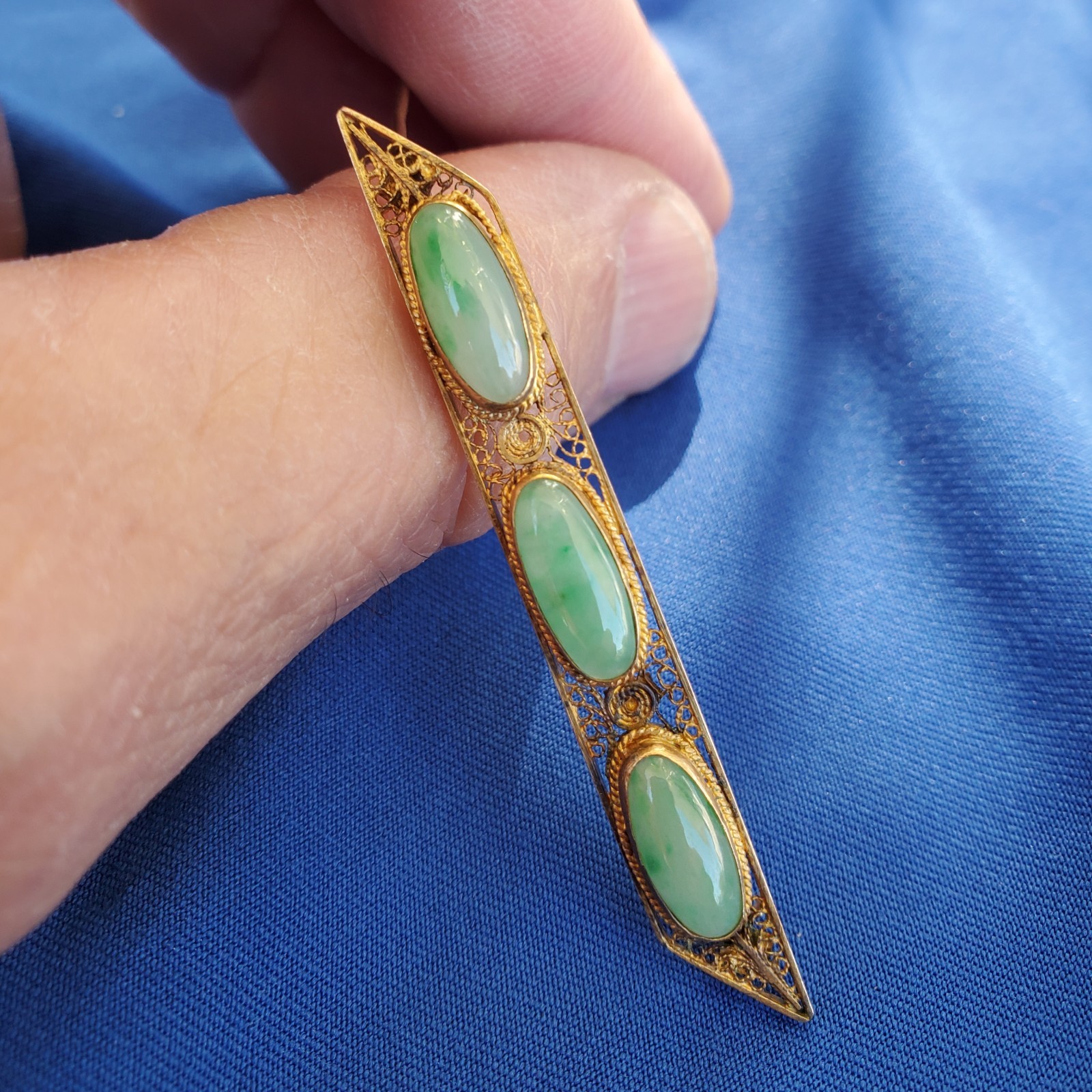 Original EARTH MINED JADE Antique Art Deco Brooch Vintage SOLID 14K GOLD Bar Pin